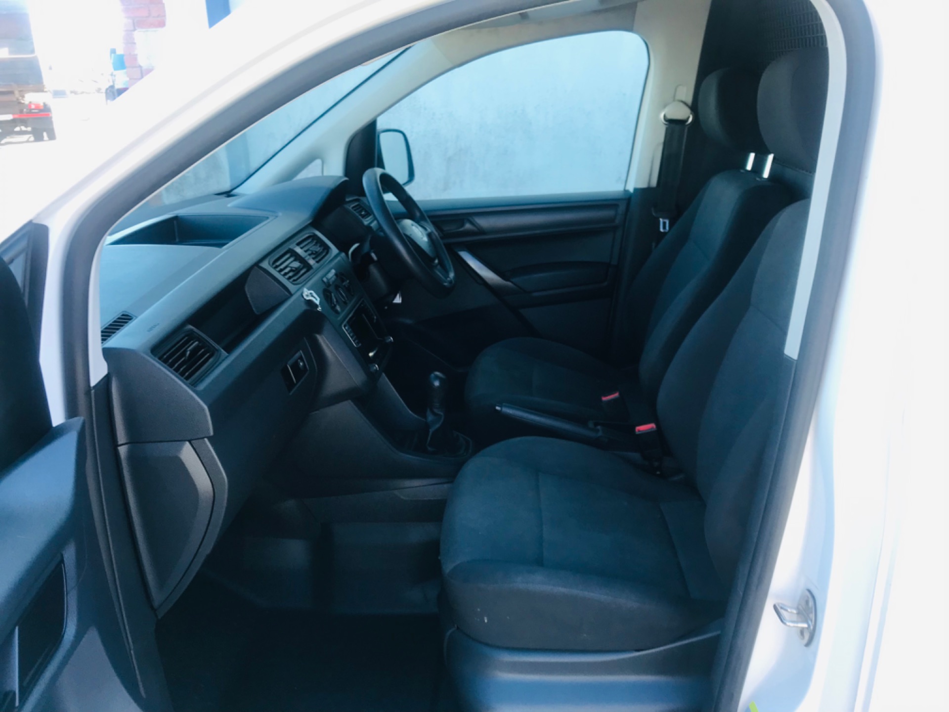 2017 Volkswagen Caddy C20 TDI STARTLINE (172D16218) Thumbnail 11