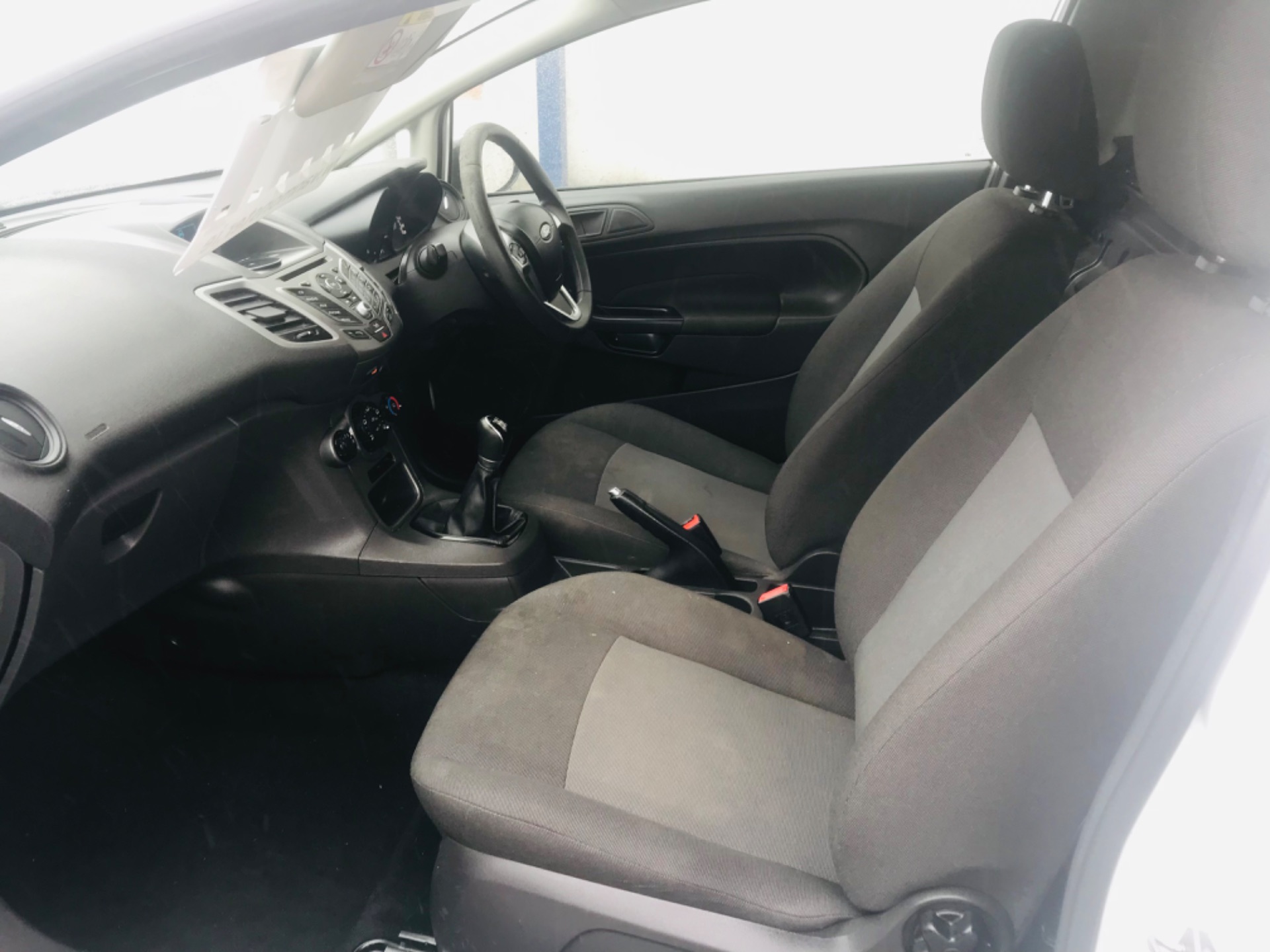 2017 Ford Fiesta BASE TDCI (172D22706) Image 10