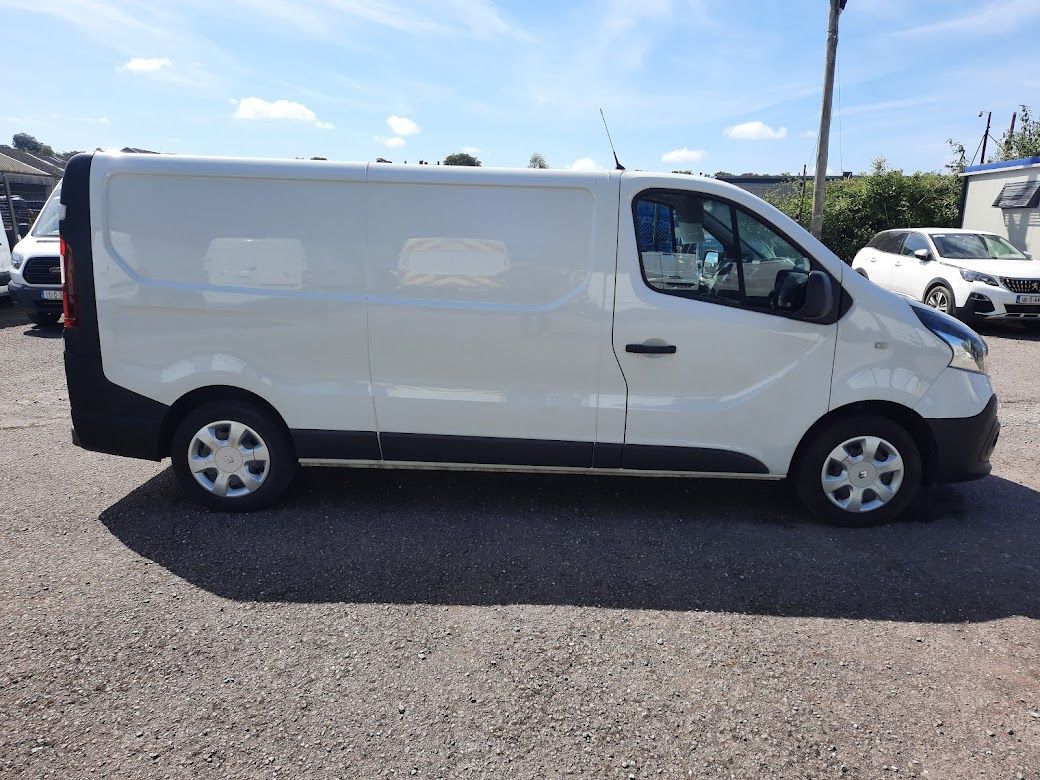 2018 Renault Trafic LL29 DCI 120 Business 3DR (181D11550) Thumbnail 6
