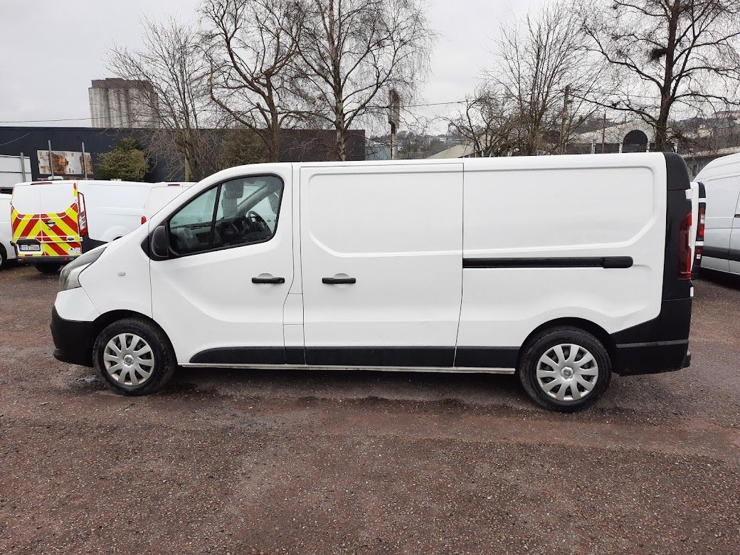 2018 Renault Trafic LL29 DCI 120 Business 3DR (181D32946) Image 11