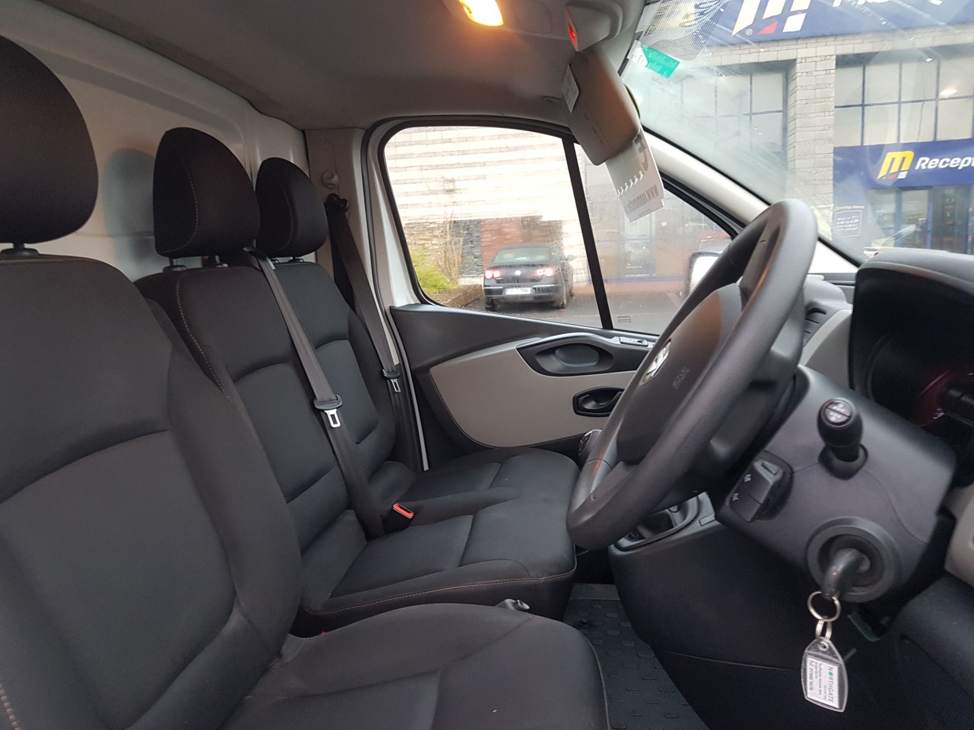 2018 Renault Trafic LL29 DCI 120 Business 3DR (181D11485) Image 13