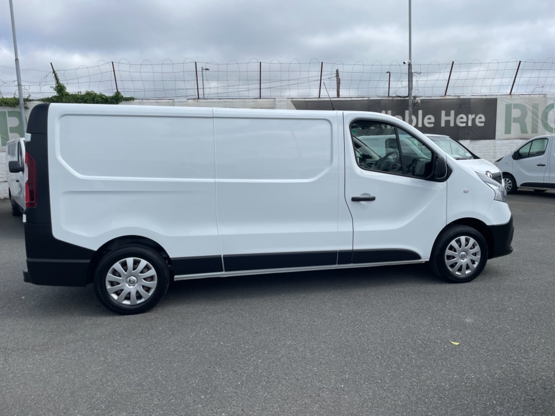 2018 Renault Trafic LL29 DCI 120 Business 3DR (181D11526) Thumbnail 7