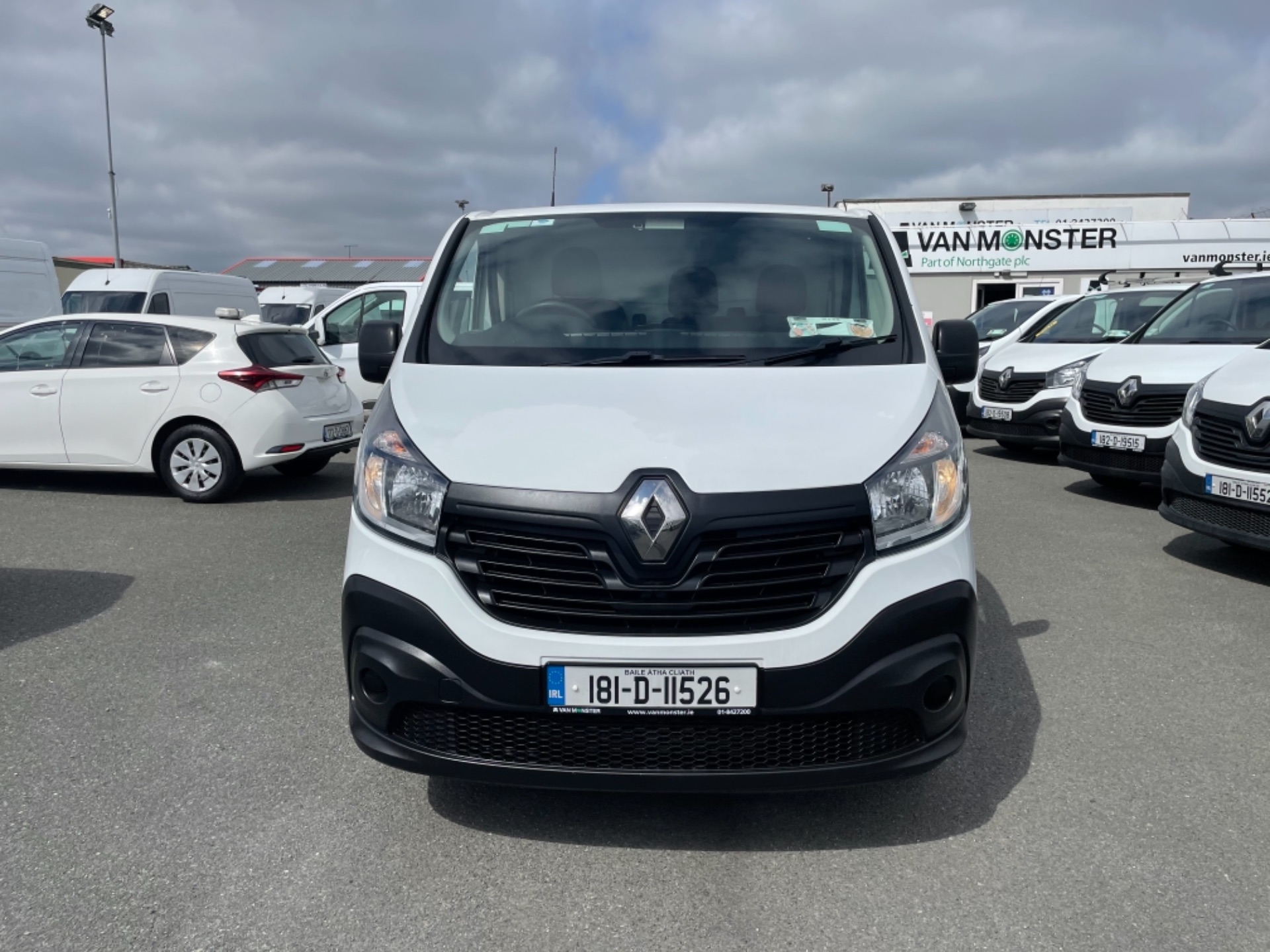 2018 Renault Trafic LL29 DCI 120 Business 3DR (181D11526) Thumbnail 2