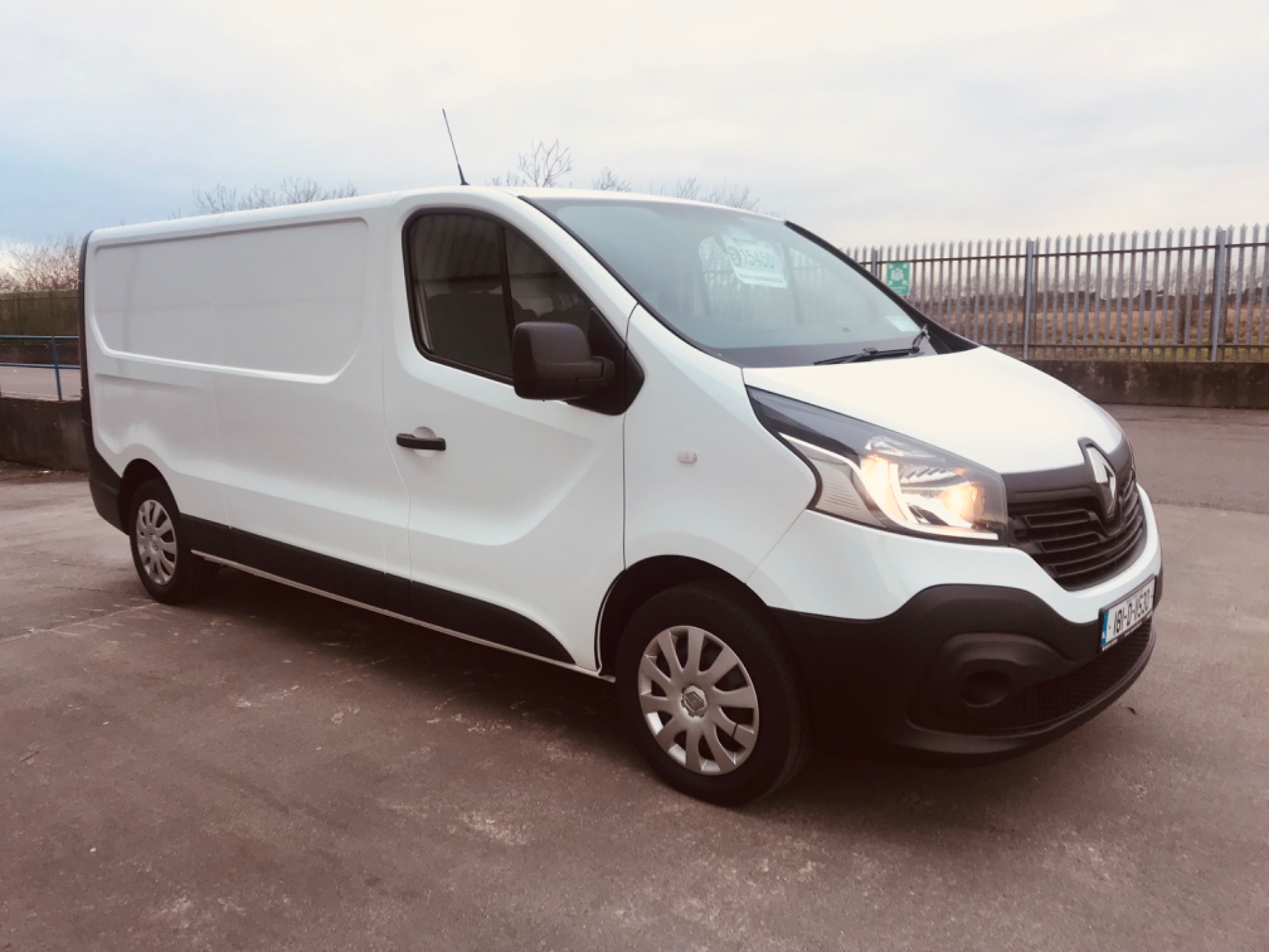 2018 Renault Trafic LL29 DCI 120 Business 3DR (181D11530) Image 3