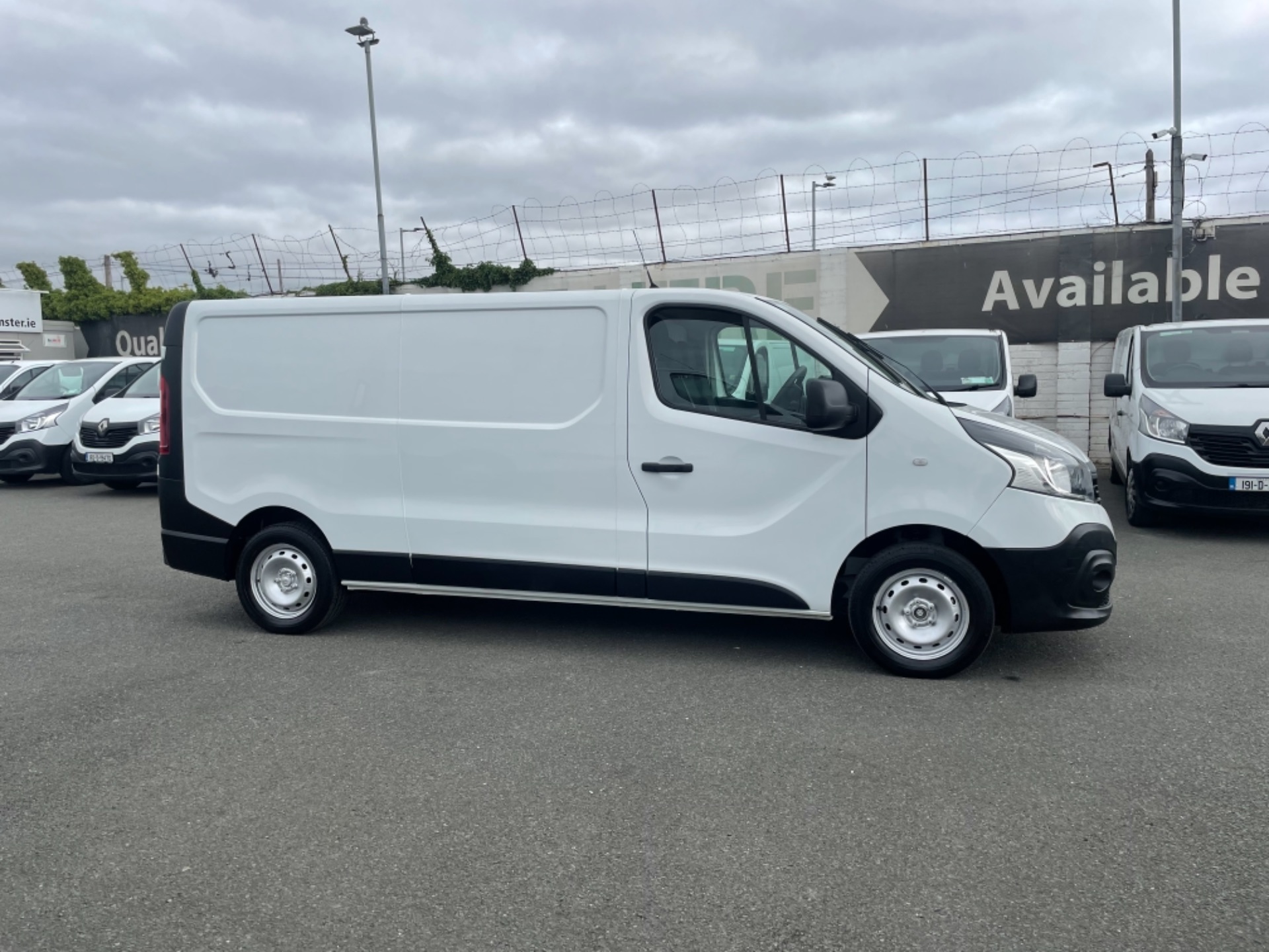 2018 Renault Trafic LL29 DCI 120 Business 3DR (181D11593) Thumbnail 8