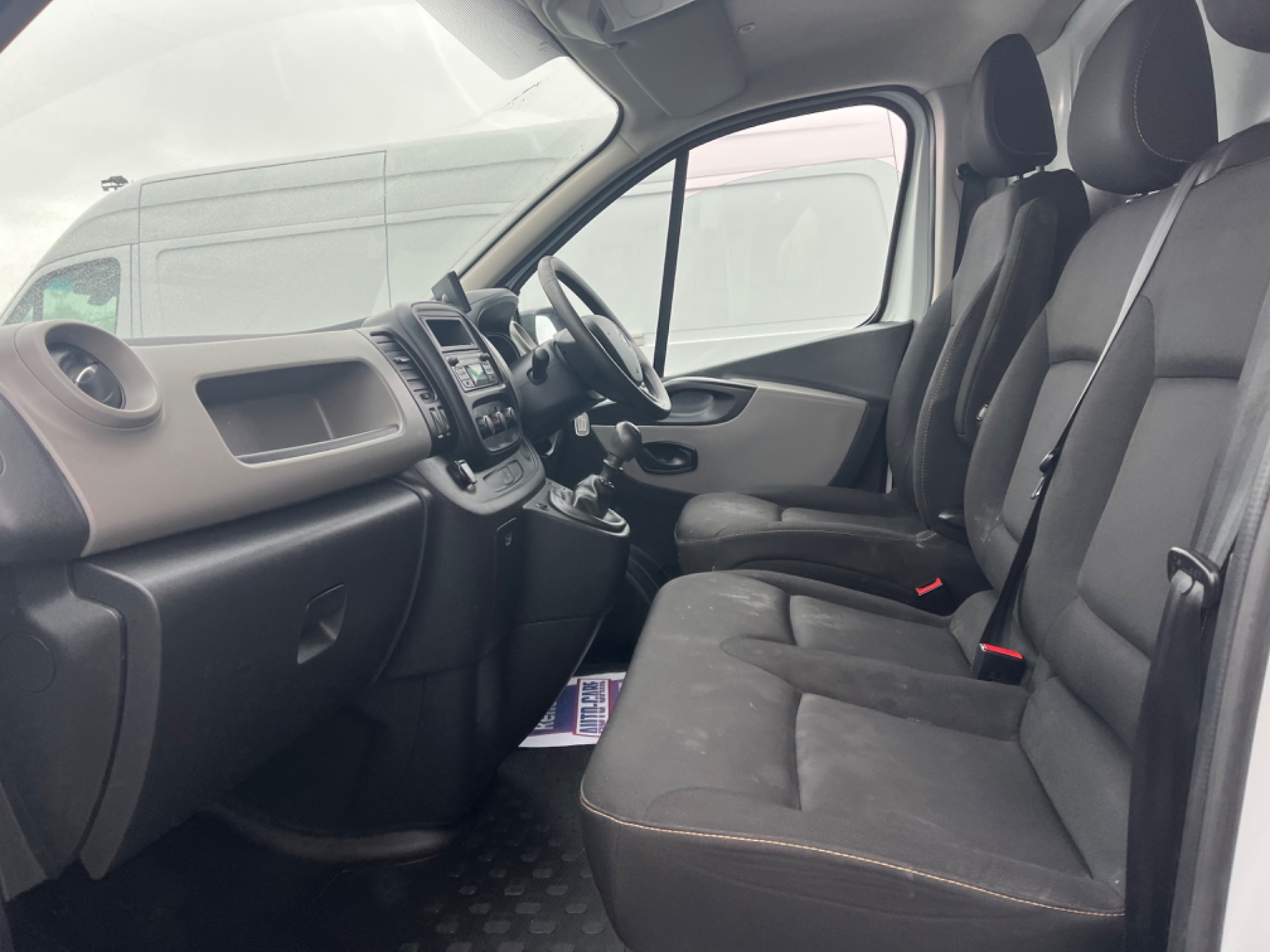2018 Renault Trafic LL29 DCI 120 Business 3DR (181D13691) Image 8