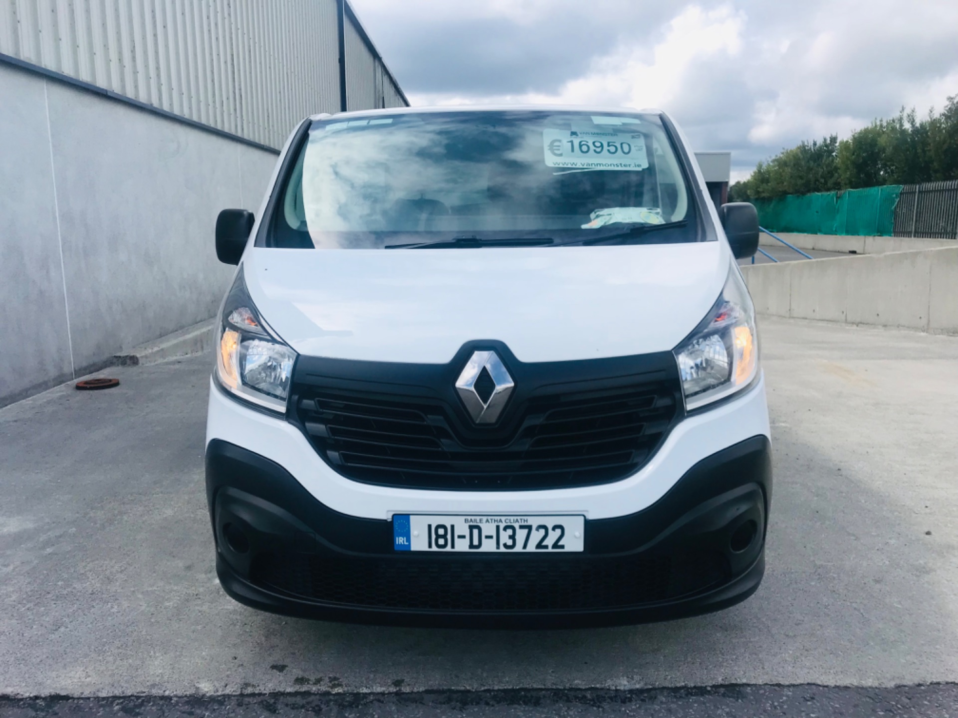 2018 Renault Trafic LL29 DCI 120 Business 3DR (181D13722) Thumbnail 2