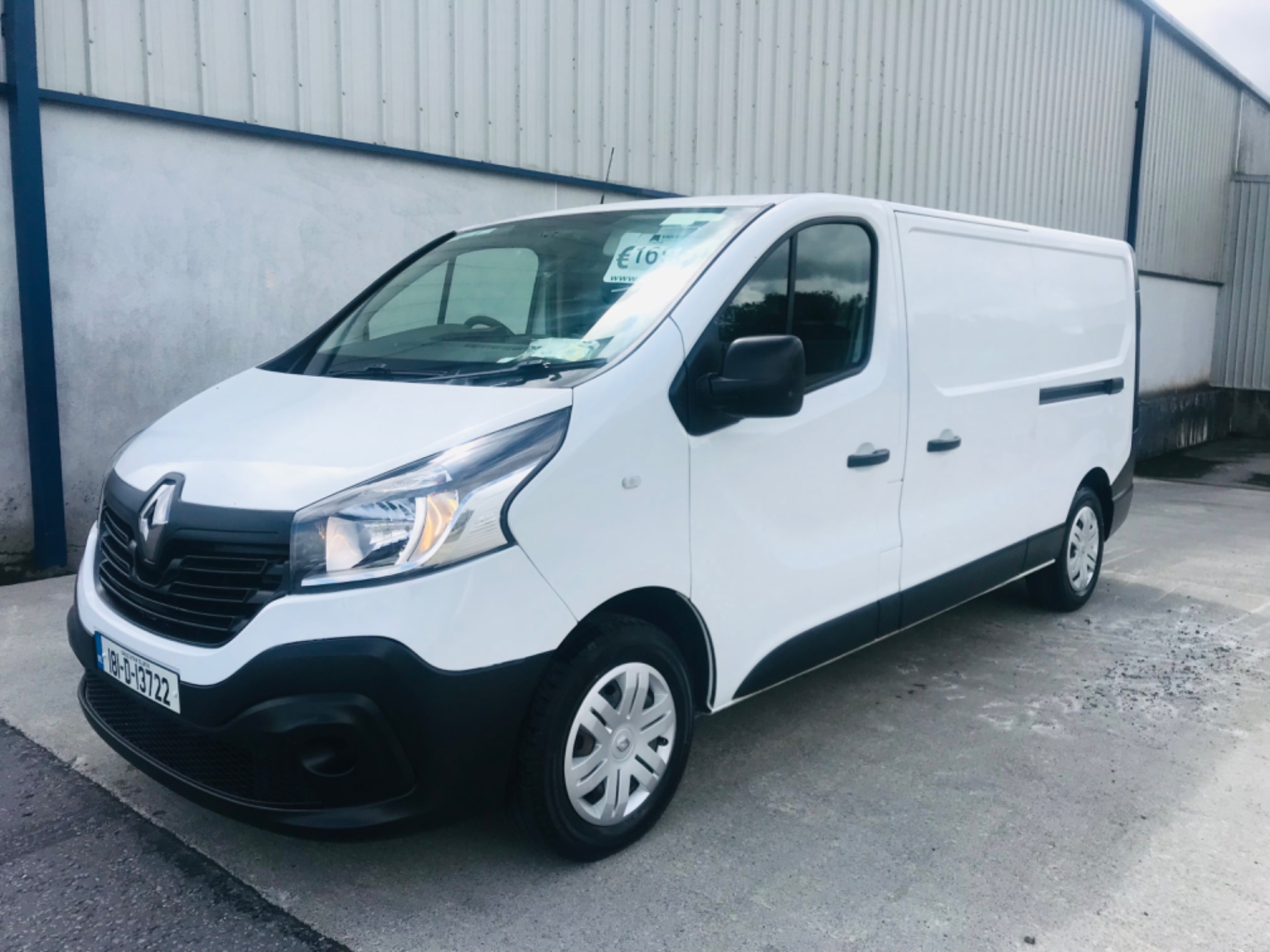 2018 Renault Trafic LL29 DCI 120 Business 3DR (181D13722) Thumbnail 1