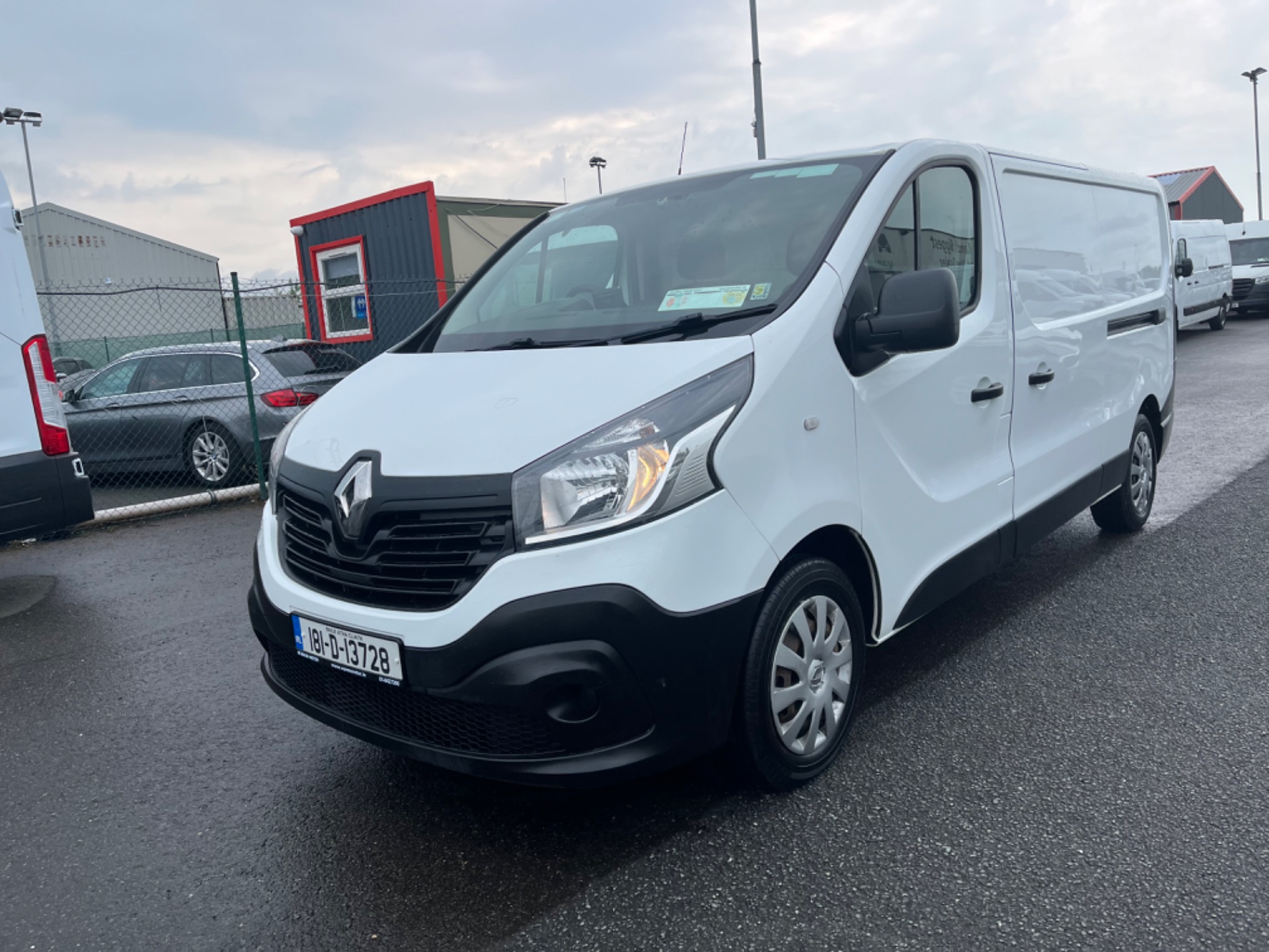 2018 Renault Trafic LL29 DCI 120 Business 3DR (181D13728) Thumbnail 3