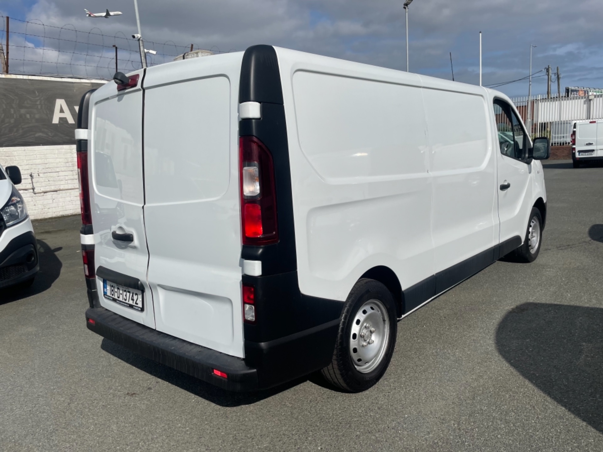 2018 Renault Trafic LL29 DCI 120 Business 3DR (181D13742) Thumbnail 6