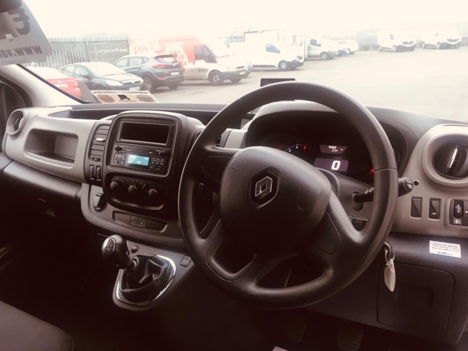 2018 Renault Trafic LL29 DCI 120 Business 3DR (181D14588) Thumbnail 14