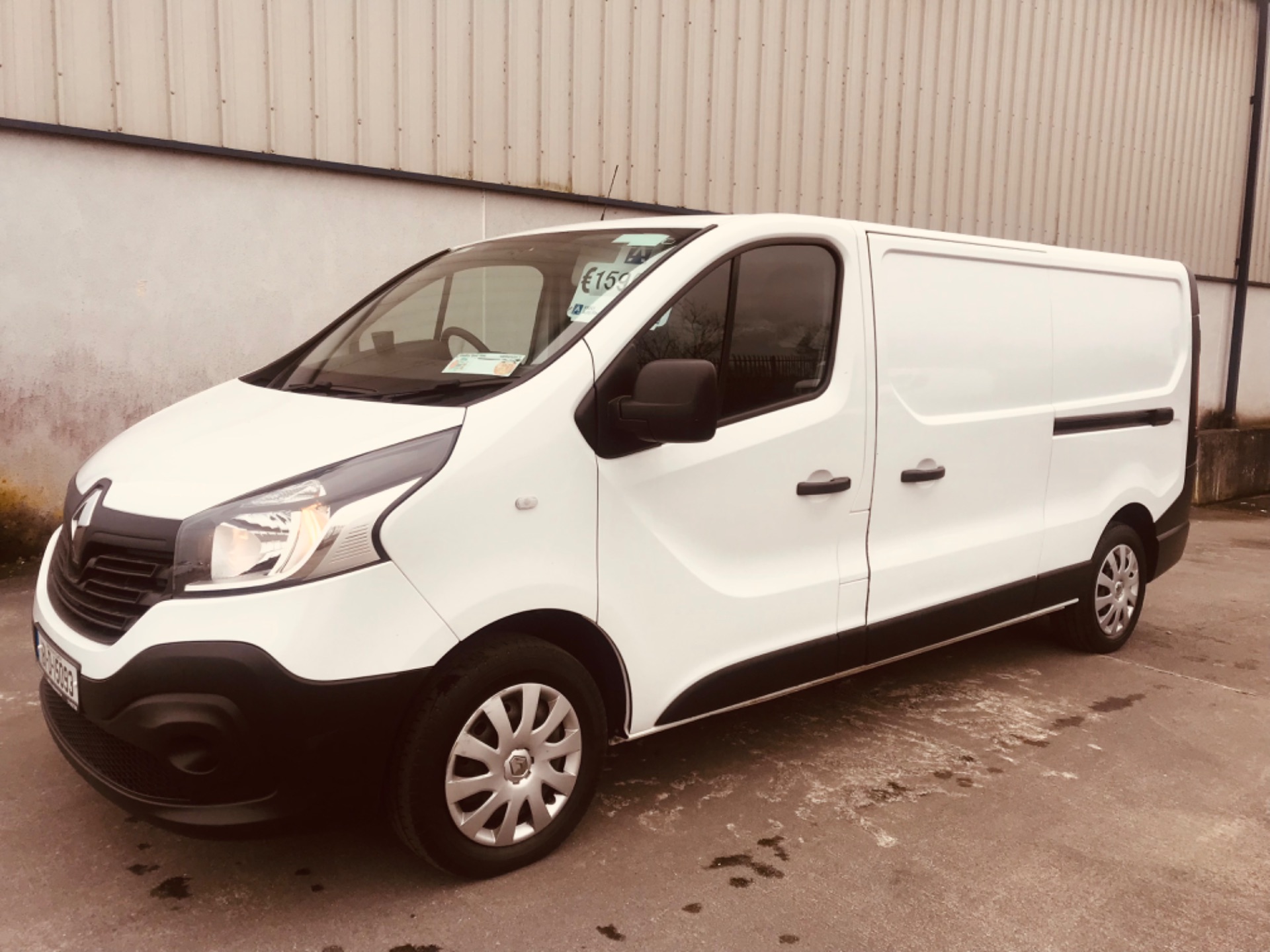 2018 Renault Trafic LL29 DCI 120 Business 3DR (181D15093) Thumbnail 1