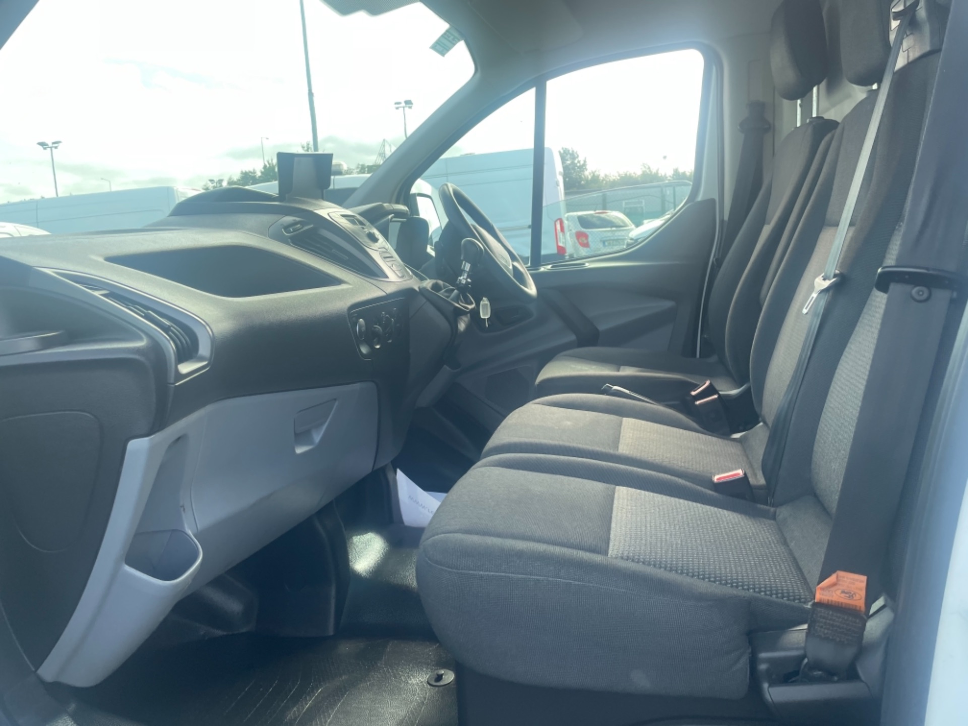 2018 Ford Transit Custom Custom 290L 2.0L105P 6SPD 3DR (181D19417) Thumbnail 11