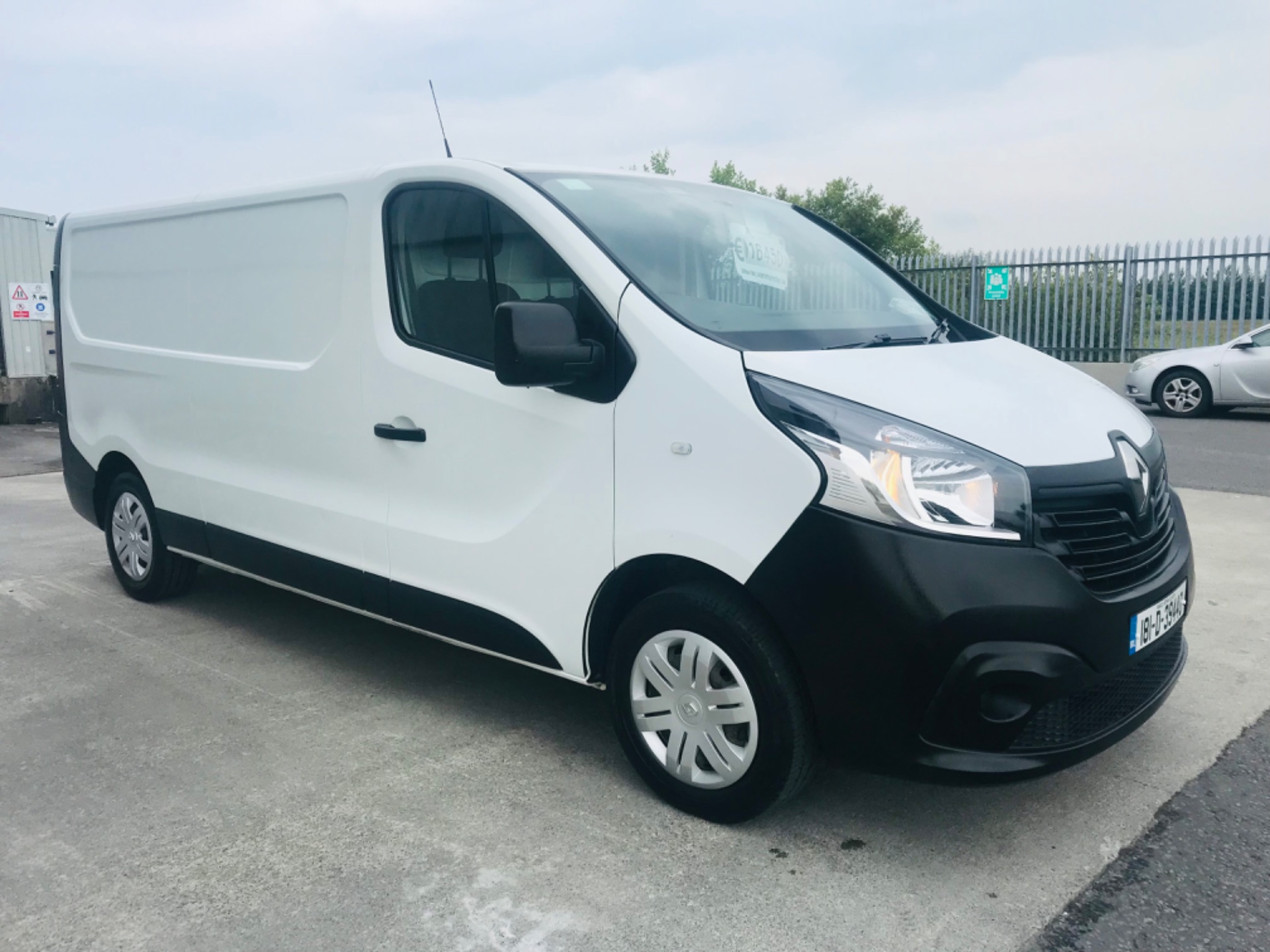 2018 Renault Trafic LL29 DCI 120 Business 3DR (181D39440) Image 3