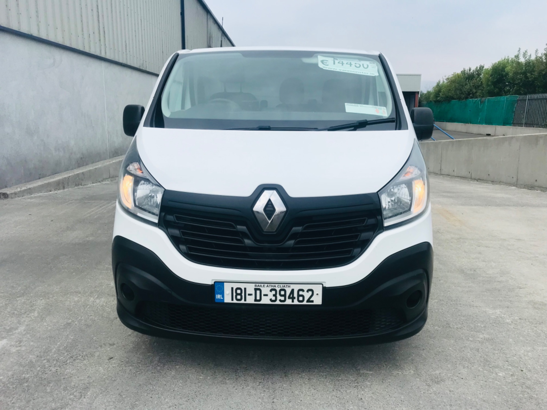 2018 Renault Trafic LL29 DCI 120 Business 3DR (181D39462) Thumbnail 2