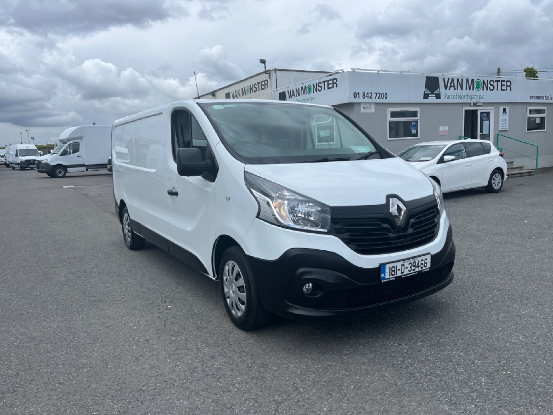 2018 Renault Trafic LL29 DCI 120 Business 3DR (181D39466) Thumbnail 1