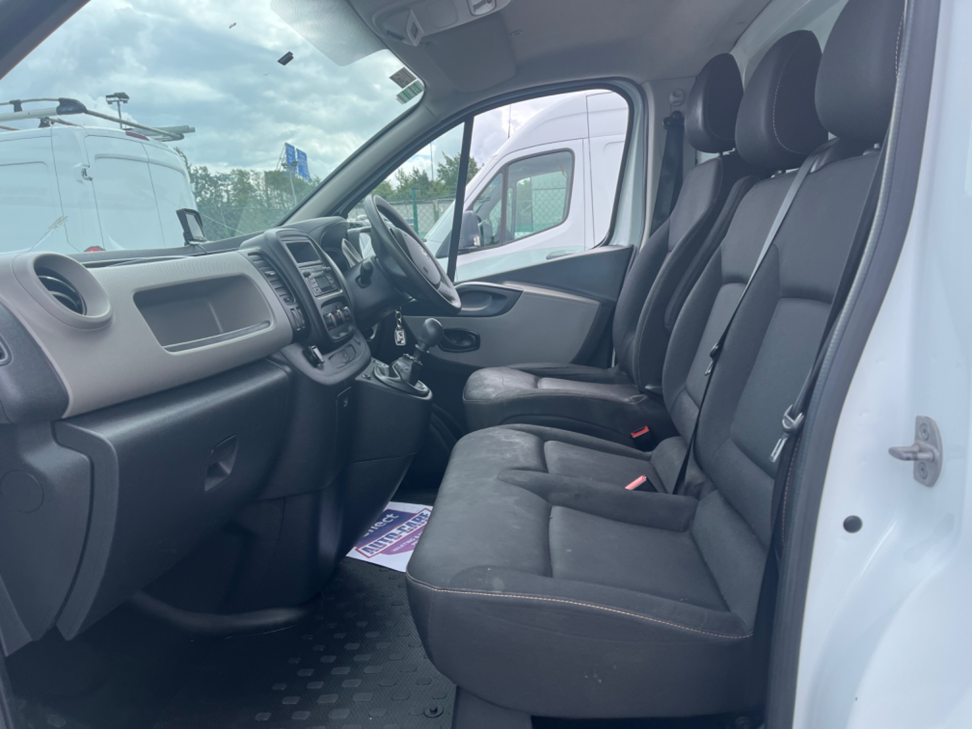 2018 Renault Trafic LL29 DCI 120 Business 3DR (181D39466) Thumbnail 10
