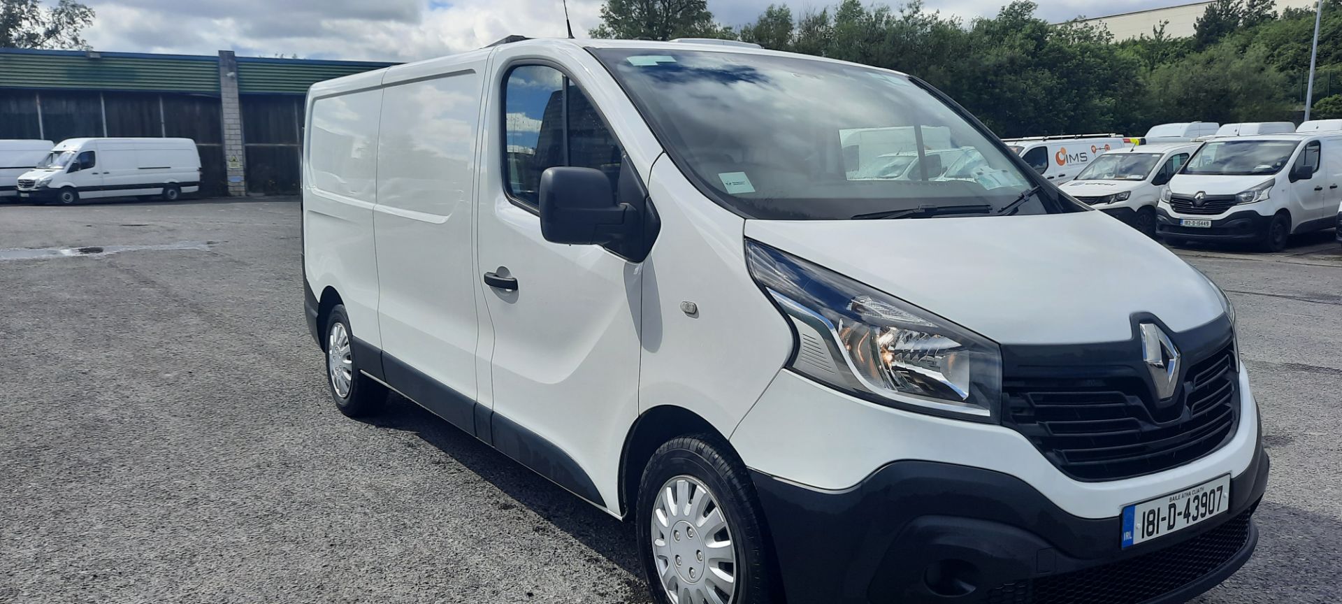 2018 Renault Trafic LL29 DCI 120 Business 3DR (181D43907) Thumbnail 1
