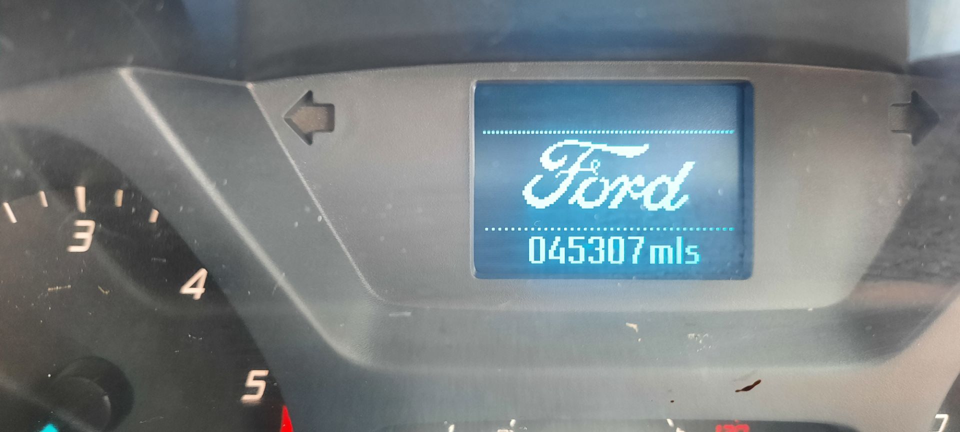 2018 Ford Transit 350L Base 2.0 130PS RWD 3DR (181D44104) Thumbnail 15