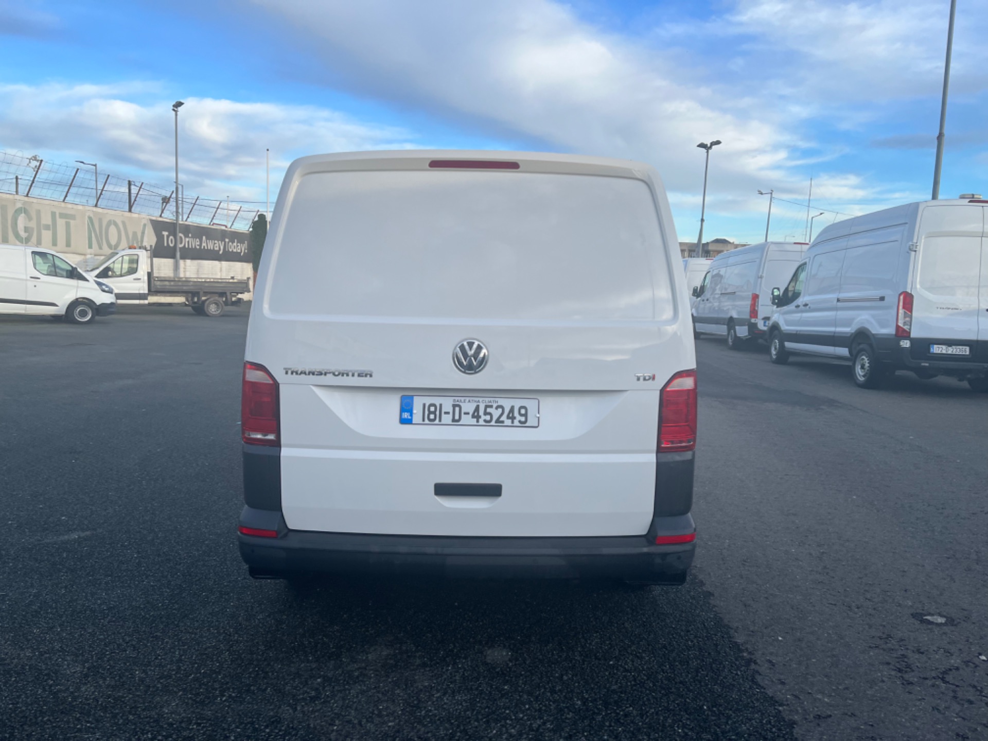 2018 Volkswagen Transporter T32 TDI P/V STARTLINE BMT (181D45249) Thumbnail 6