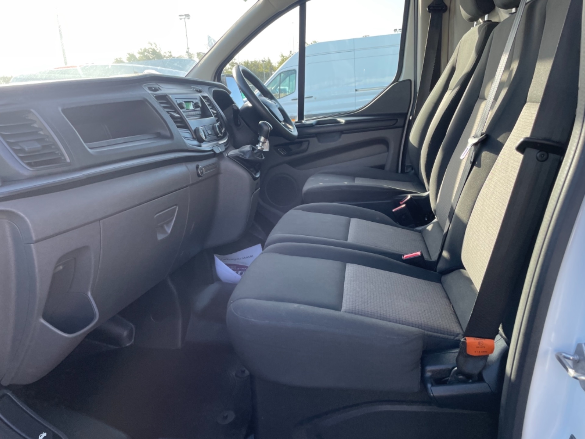 2018 Ford Transit Custom 300 BASE P/V L1 H1 (182D16465) Thumbnail 10