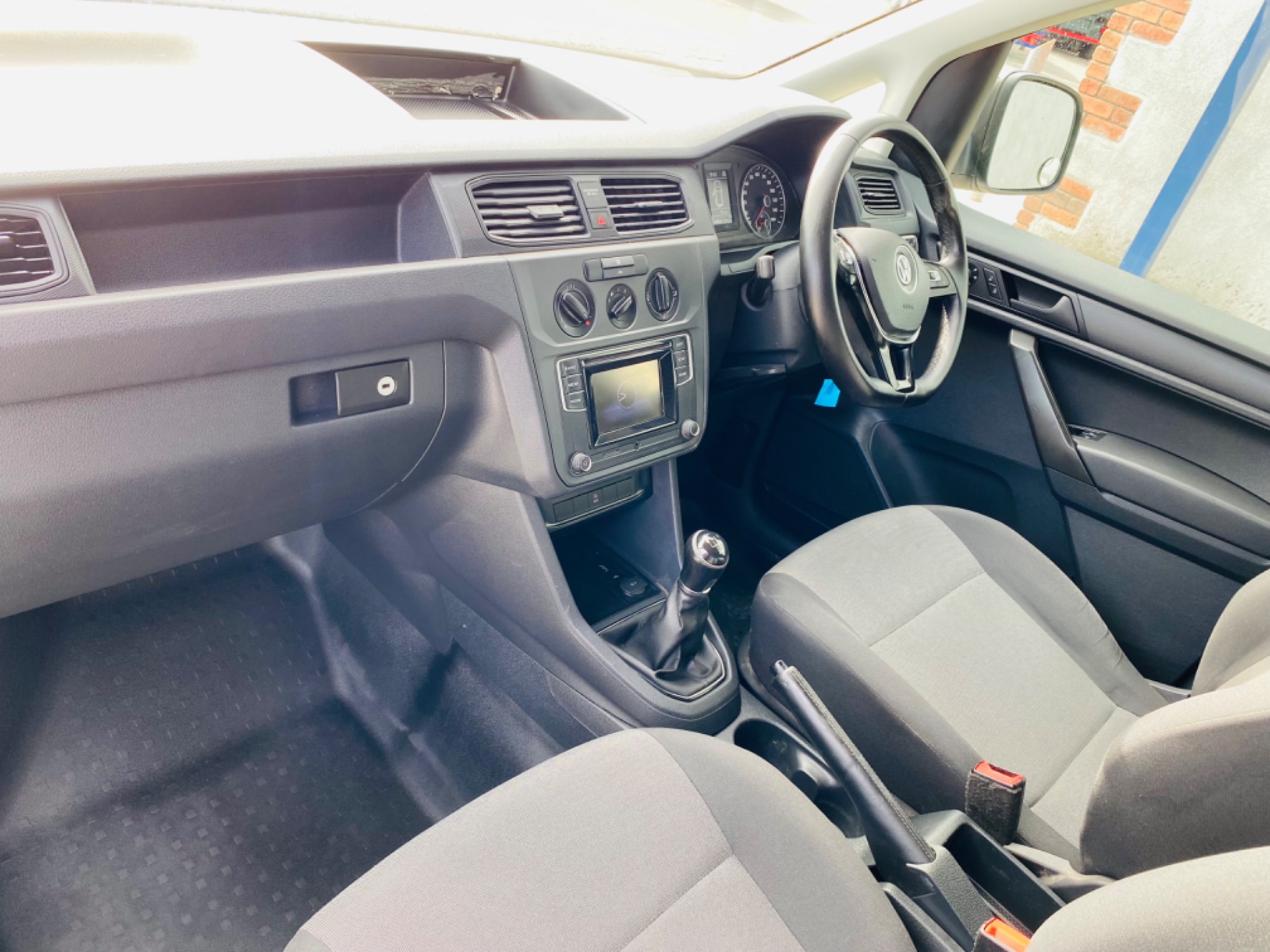 2018 Volkswagen Caddy C20 TDI STARTLINE (182D22634) Image 12