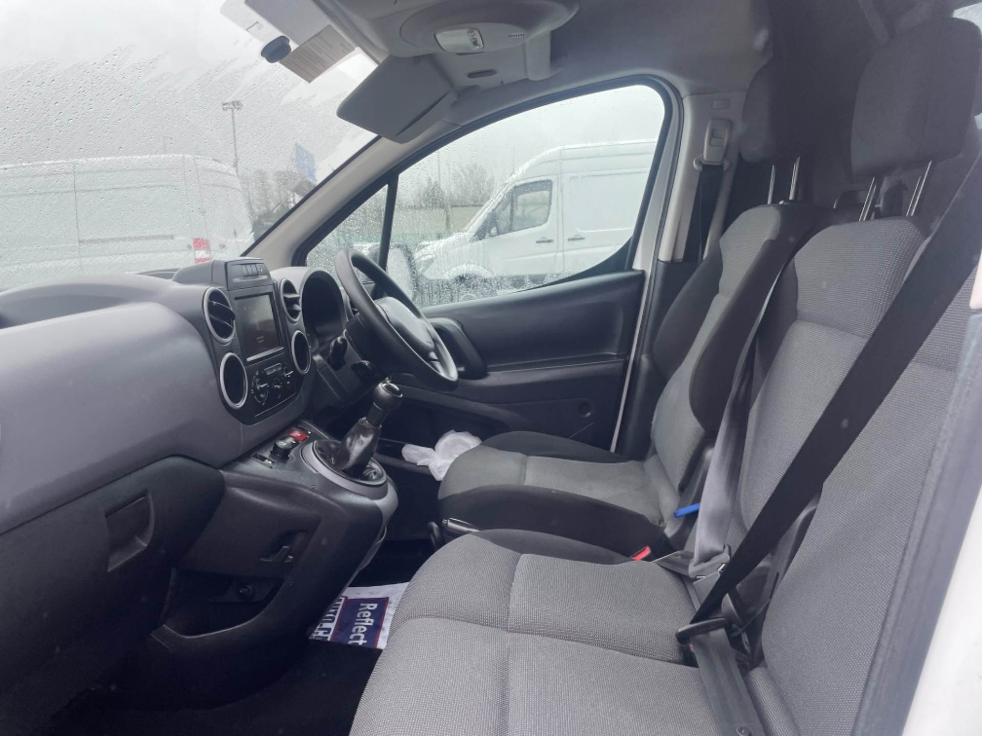 2018 Peugeot Partner Professional 1.6 Blue HDI 100 (182D9960) Thumbnail 10