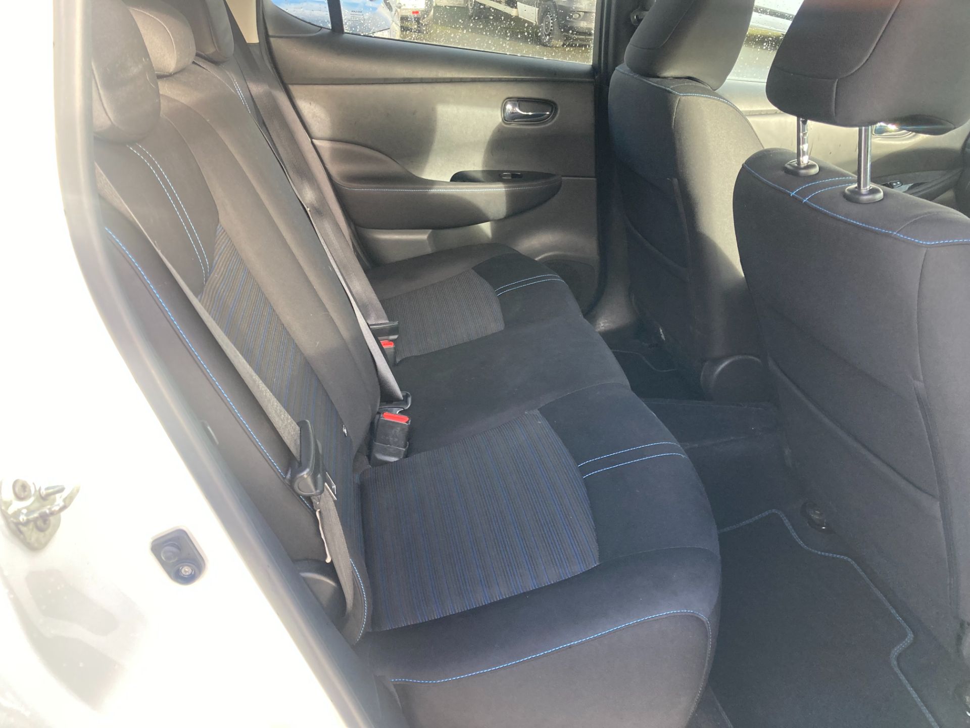 2019 Nissan Leaf 40k EV SV Premium 40KW 18 4DR AU (191D28966) Image 9