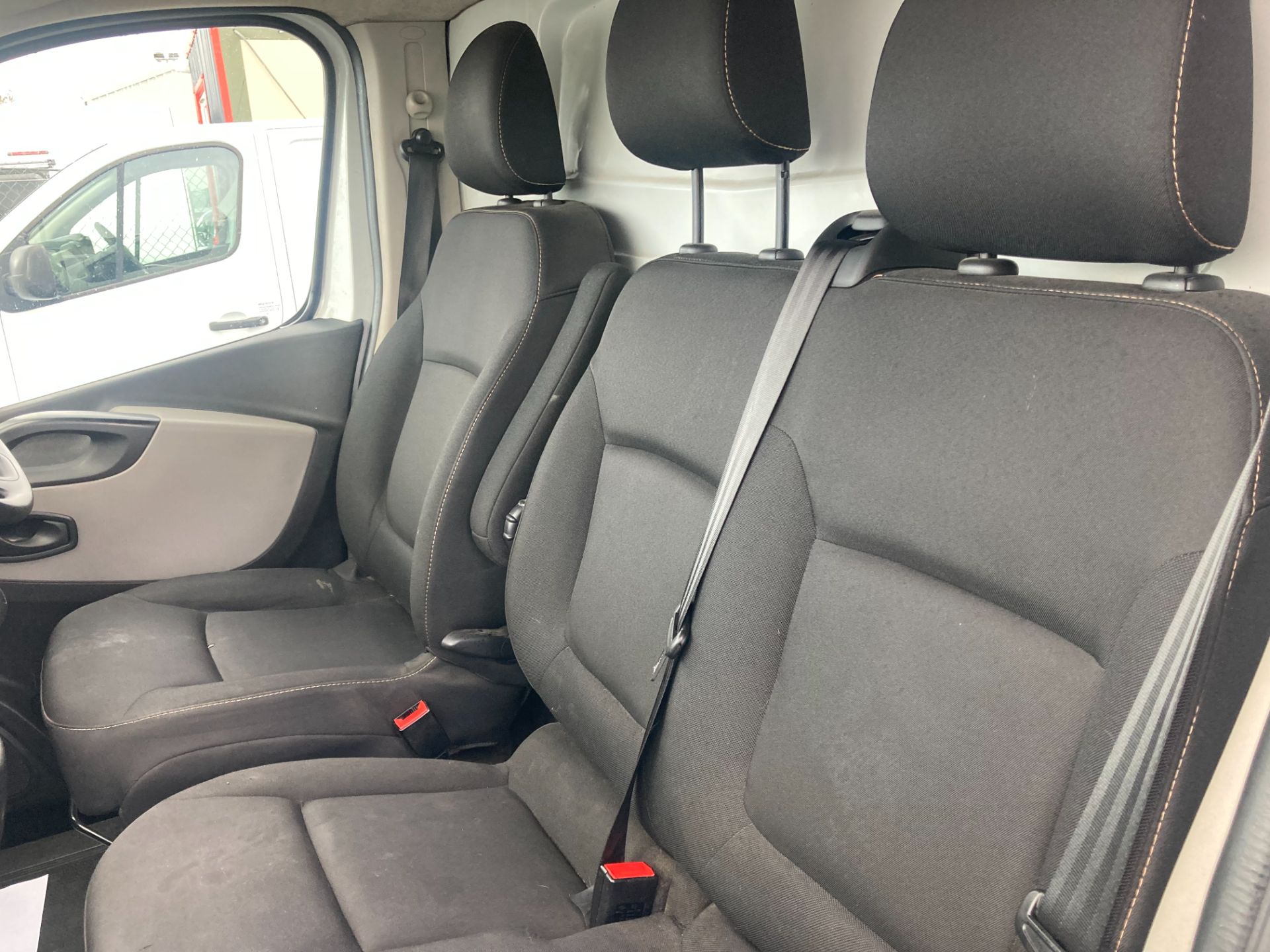2019 Renault Trafic LL29 DCI 120 Business (191D31609) Thumbnail 11