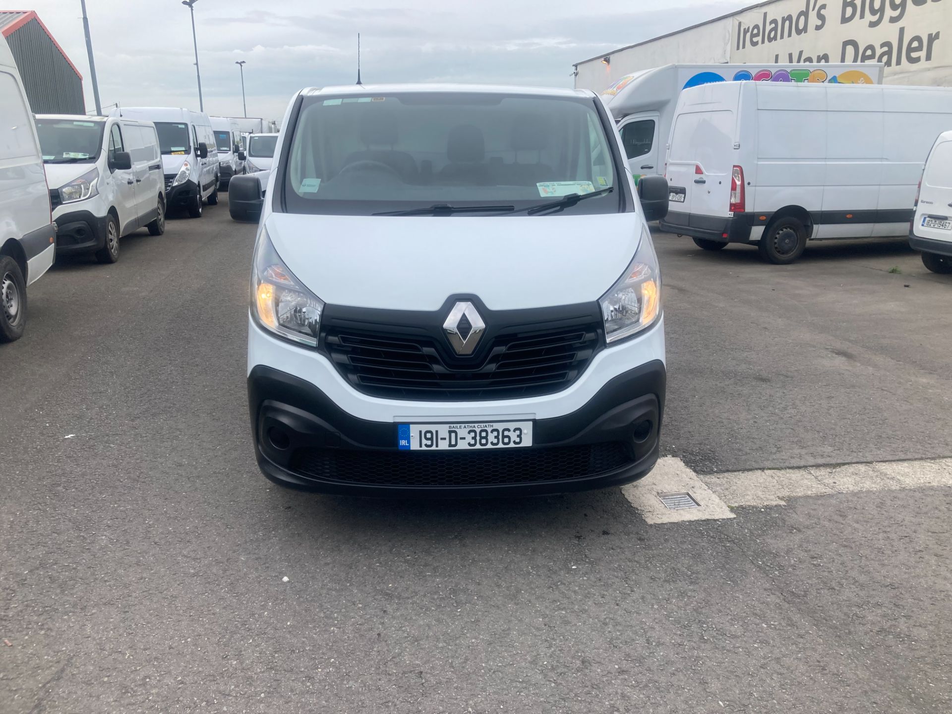2019 Renault Trafic LL29 DCI 120 Business (191D38363) Thumbnail 2