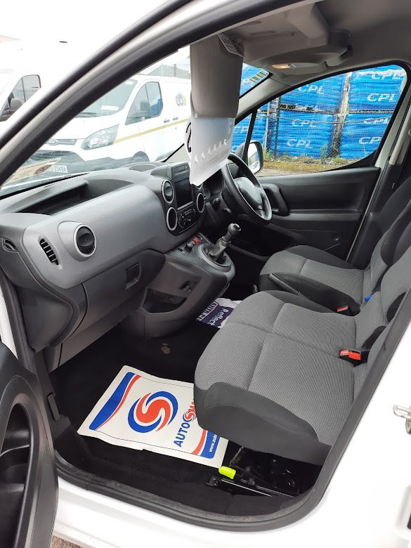 2019 Peugeot Partner Professional 1.6 Blue HDI 75 3 seats Professional spec. (191D5251) Image 15