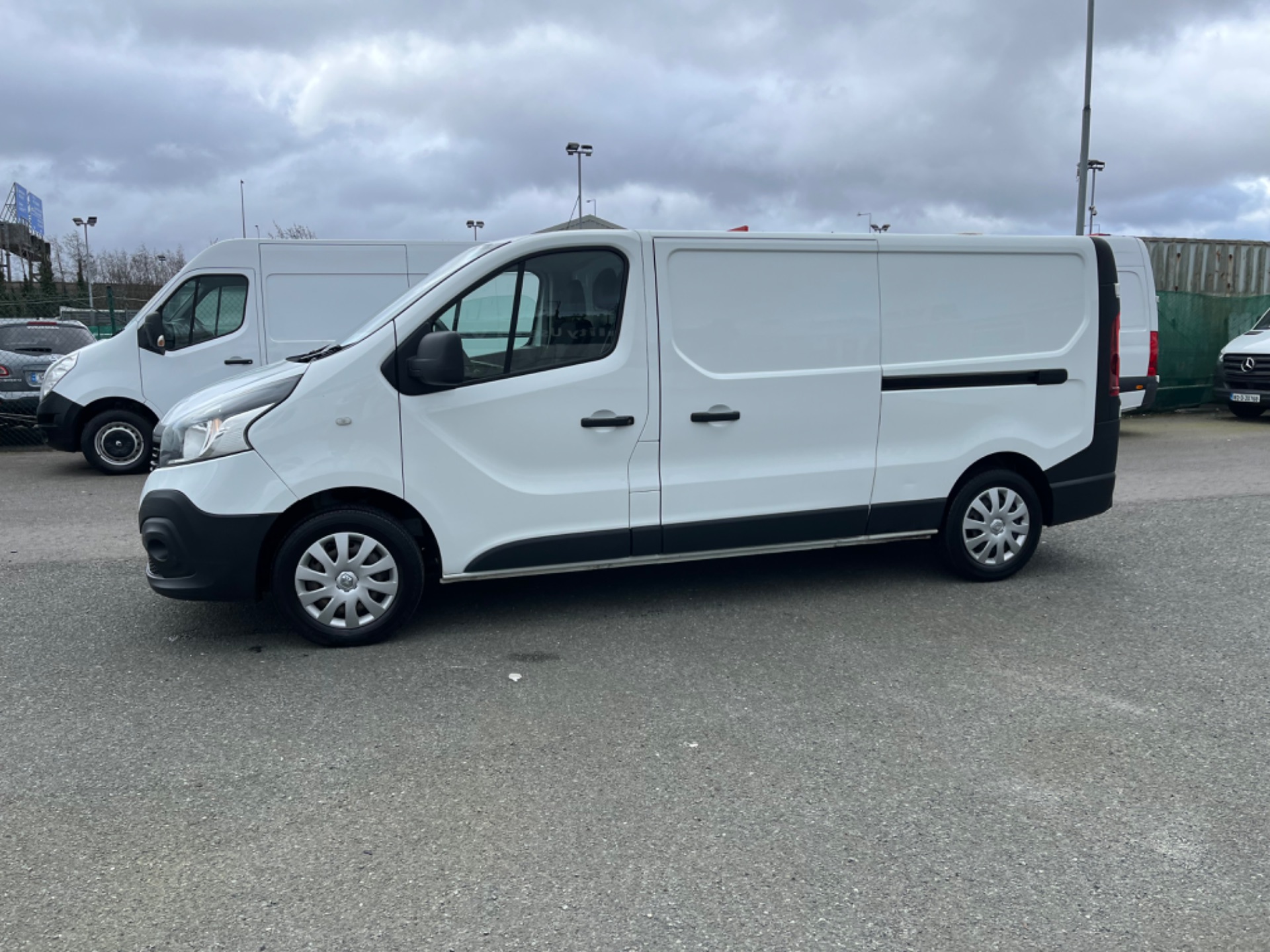 2019 Renault Trafic LL29 DCI 120 Business (191D31629) Thumbnail 4