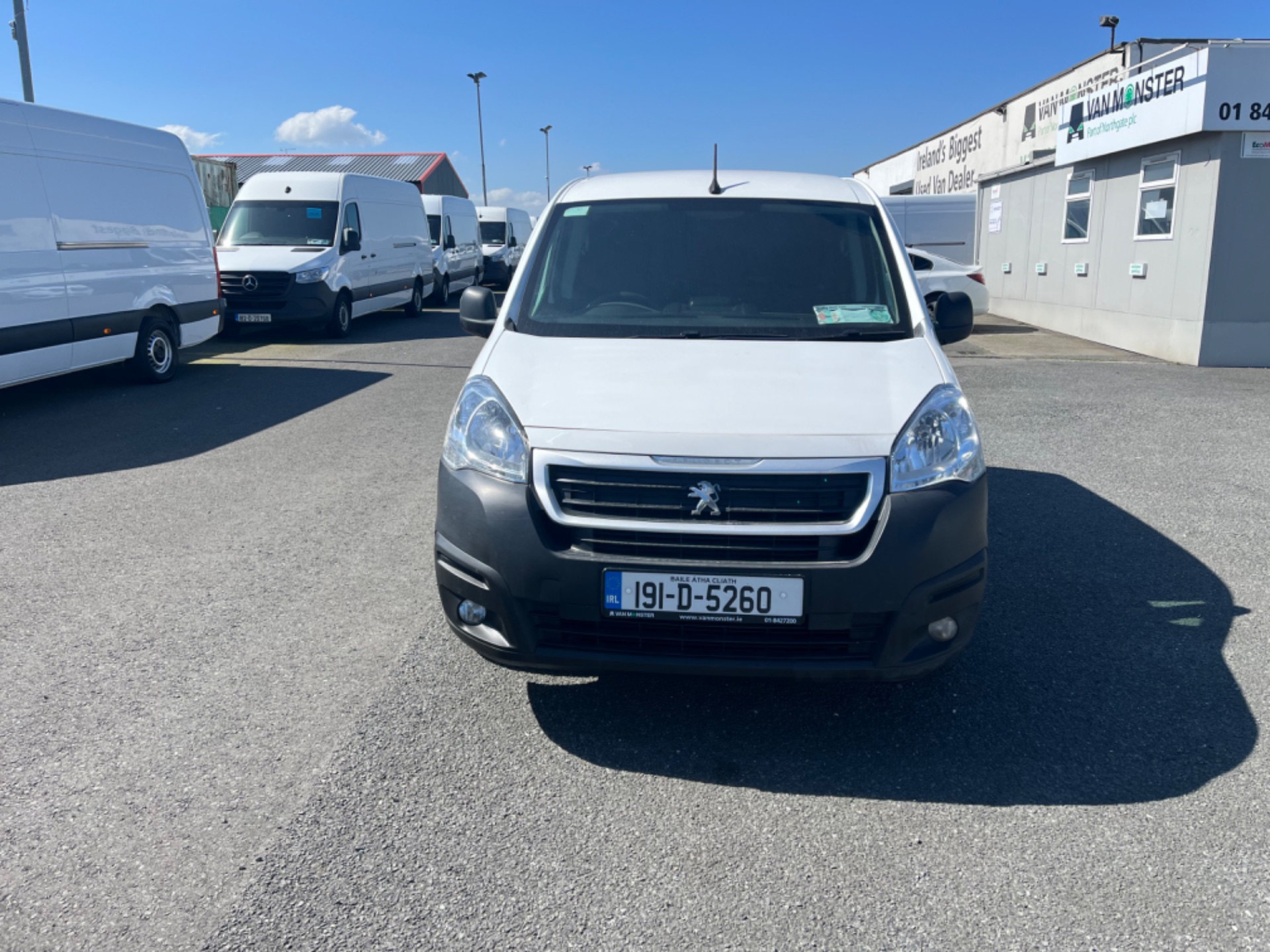 2019 Peugeot Partner Professional 1.6 Blue HDI 75 3 (191D5260) Thumbnail 1