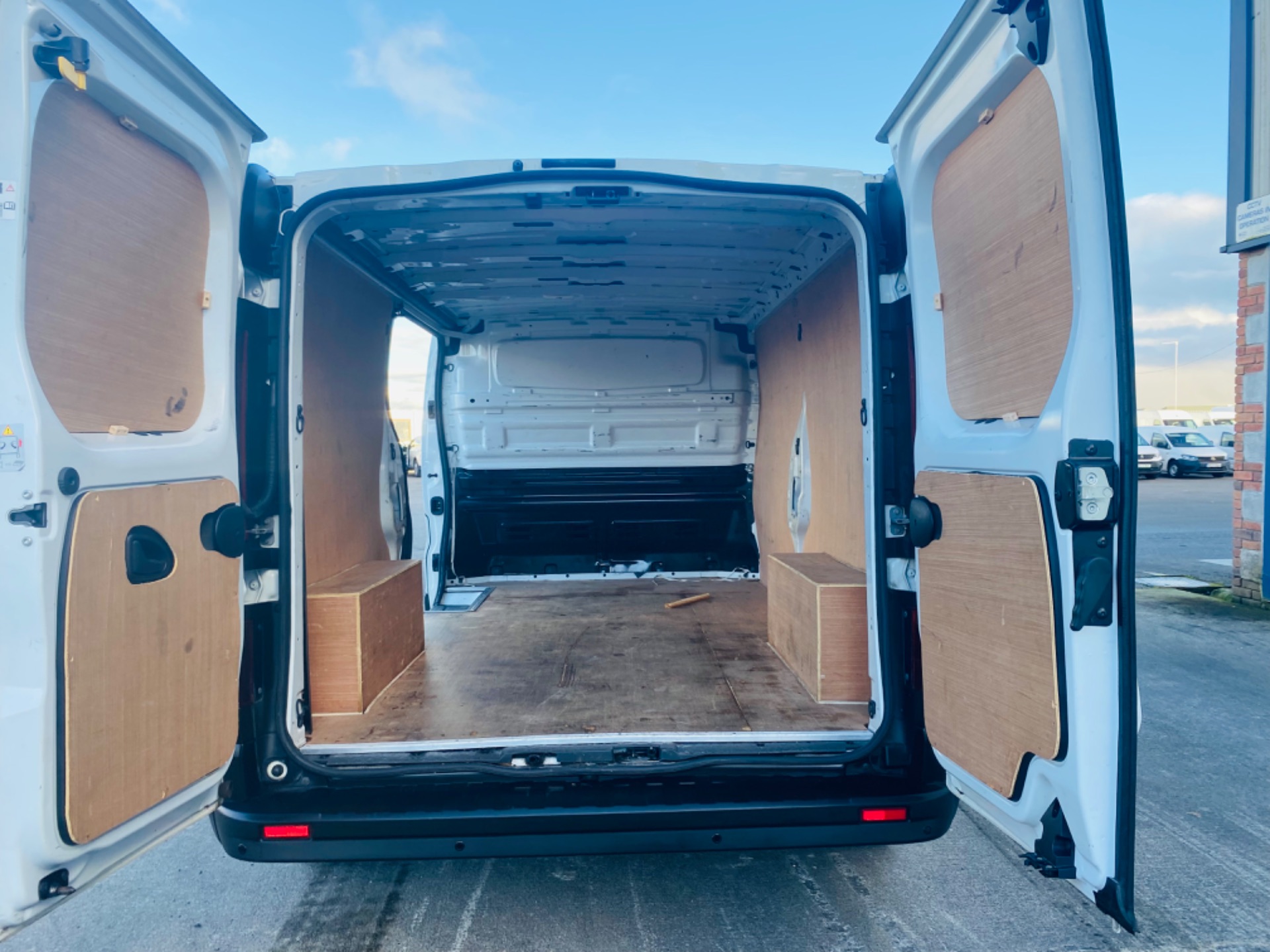 2019 Renault Trafic LL29 DCI 120 Business (191D7850) Thumbnail 8