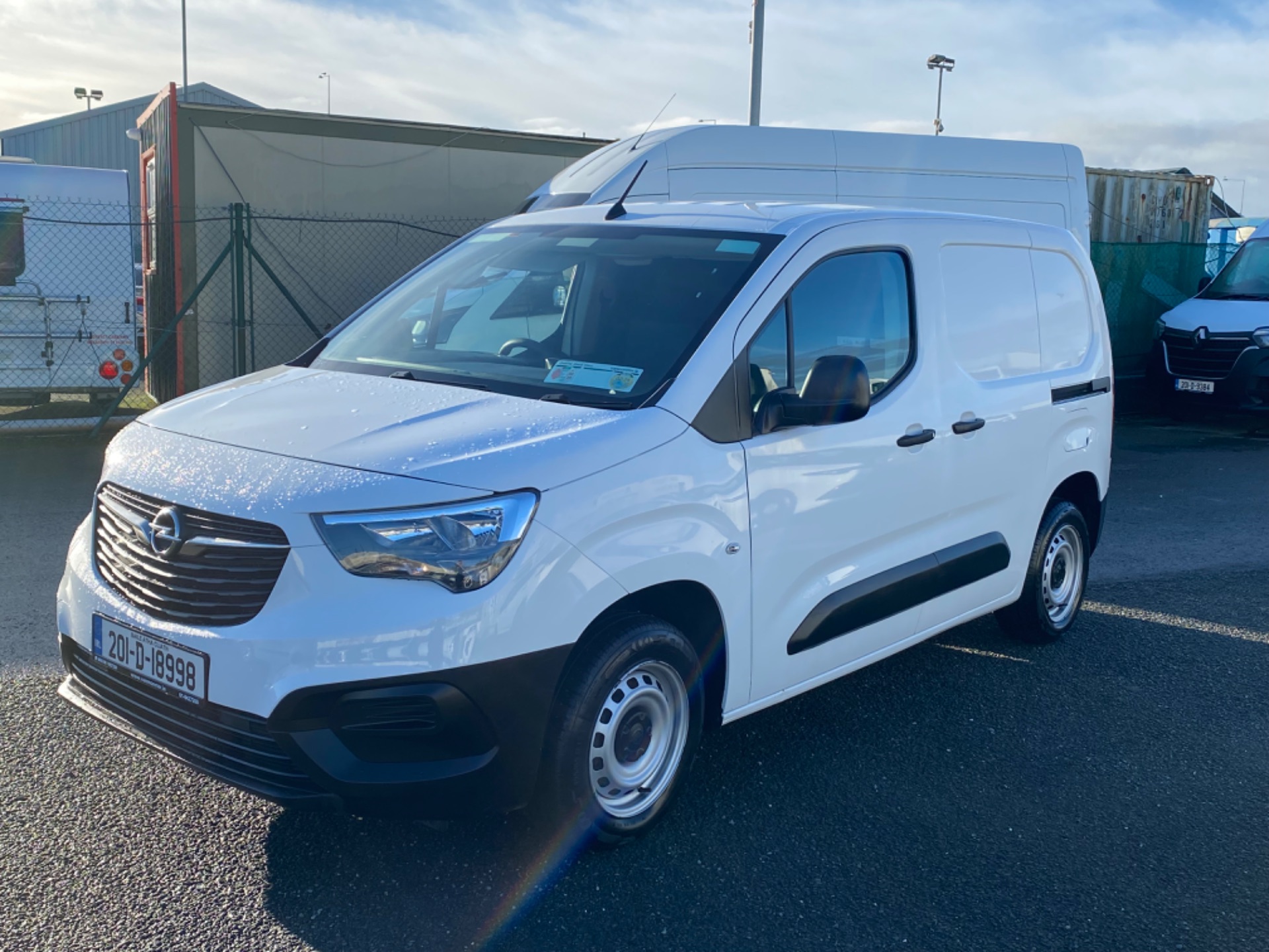 2020 Opel Combo Cargo 2000 L1H1 1.5 5DR (201D18998) Image 3