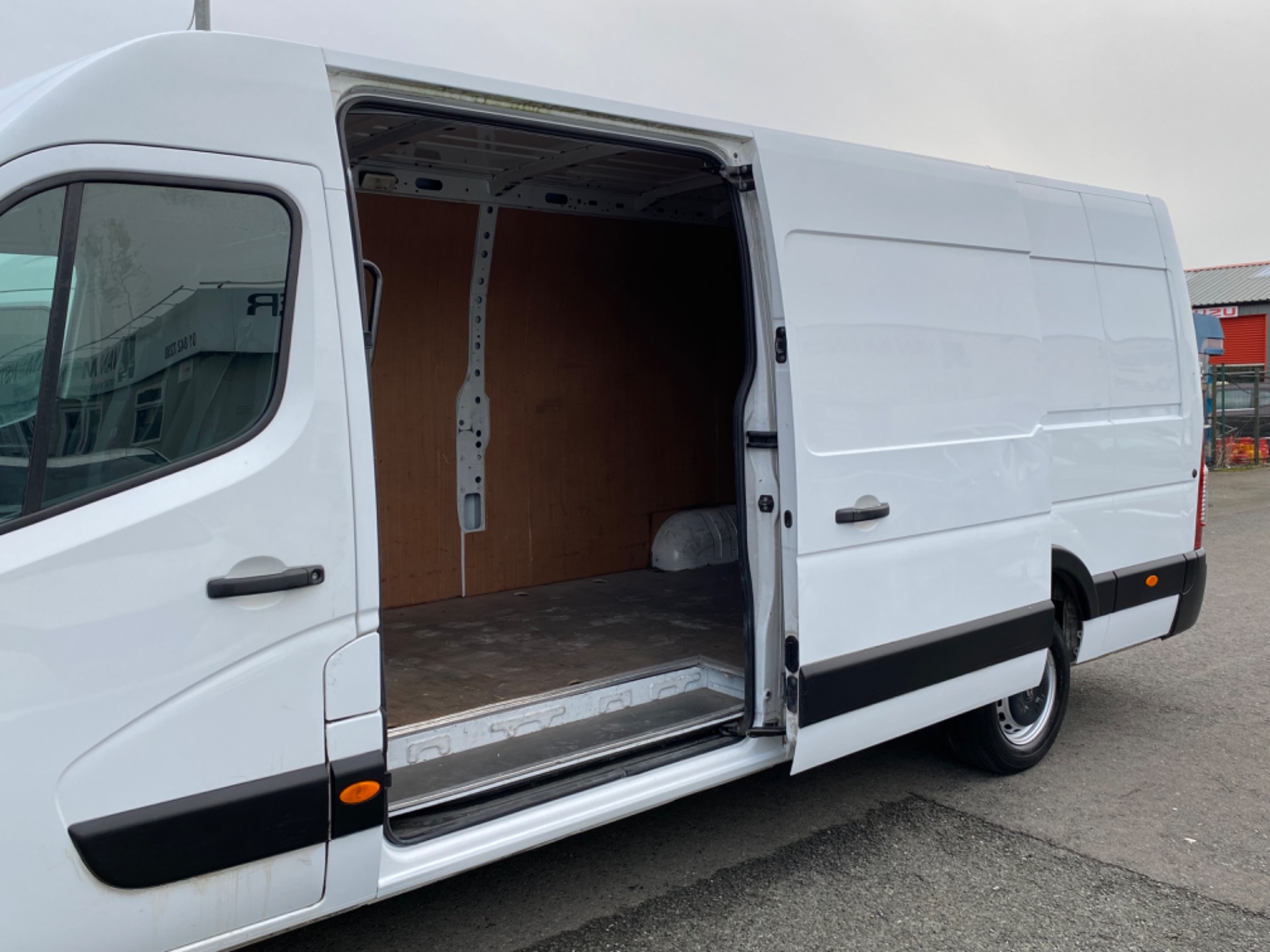2020 Renault Master RWD LML35 DCI 130 Business MY1 (201D9384) Image 13