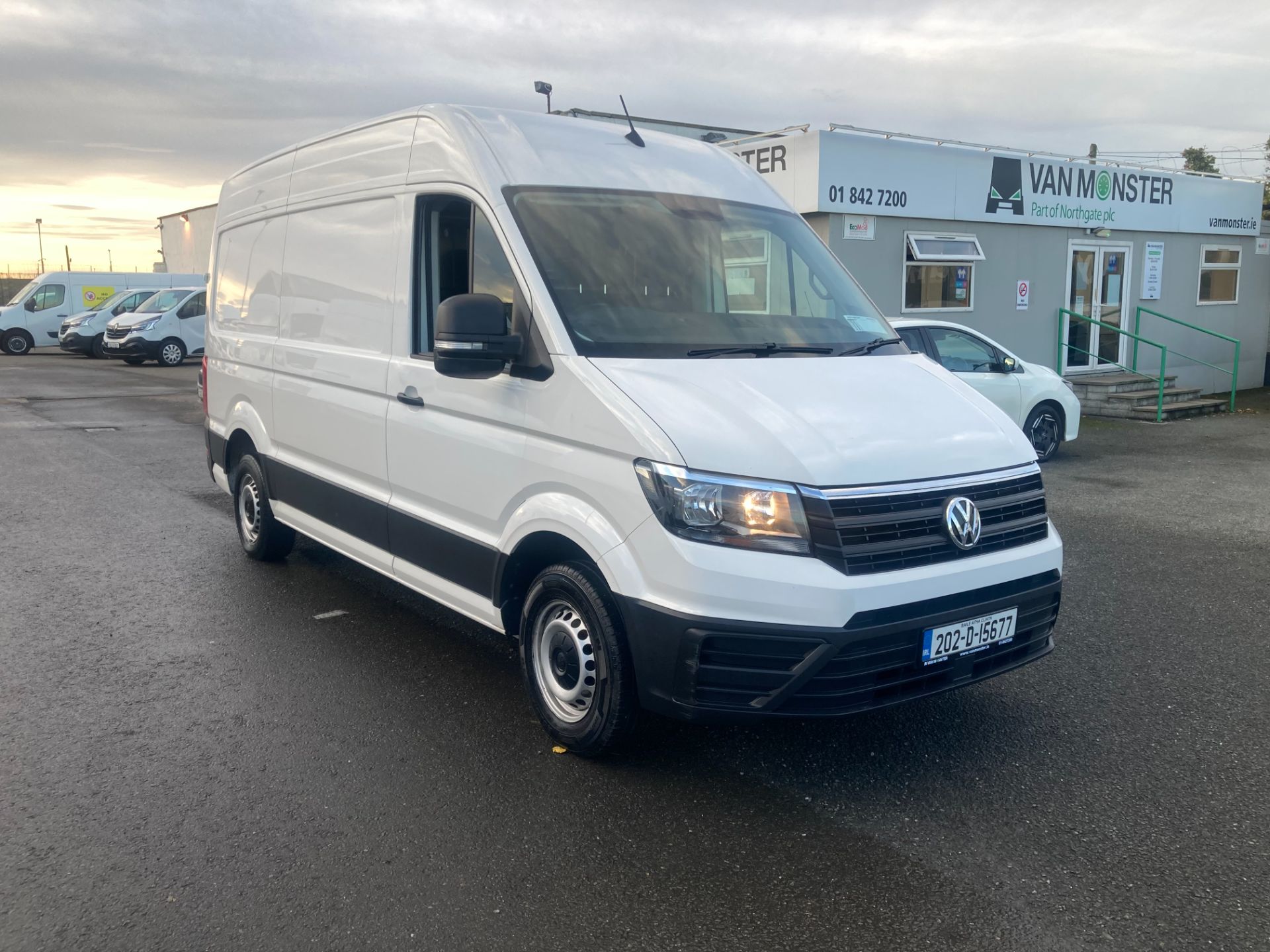 2020 Volkswagen Crafter 35 MWB 140HP M6F 5DR (202D15677)