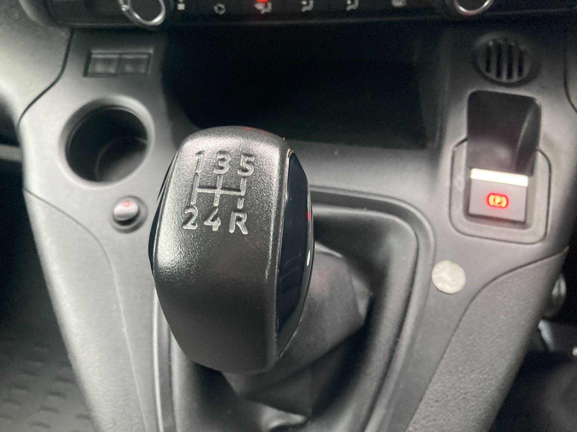 2020 Peugeot Partner Professional Plus 1.5 Blue HDI (202D19110) Image 14