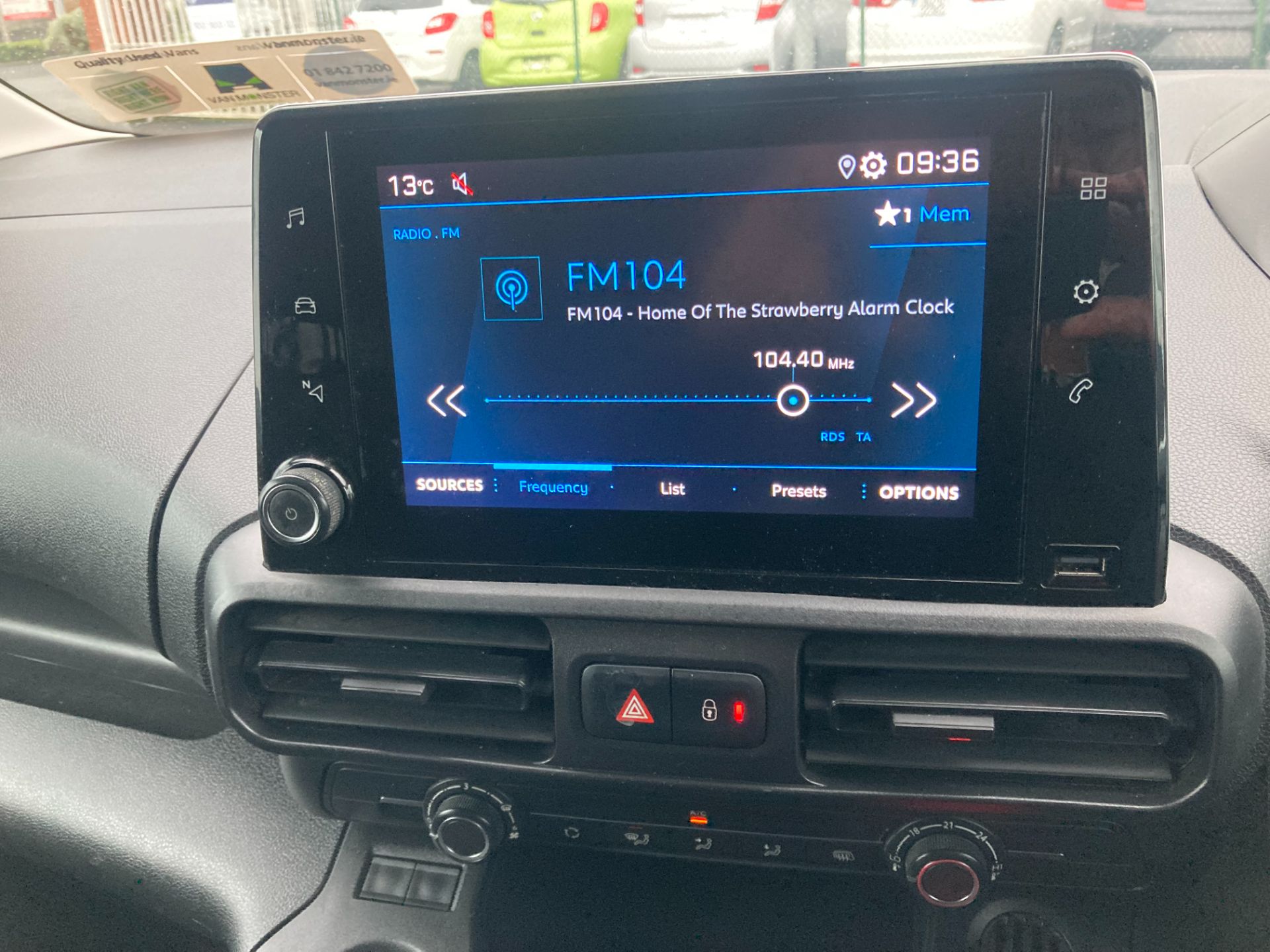 2020 Peugeot Partner Professional Plus 1.5 Blue HDI (202D19110) Image 12