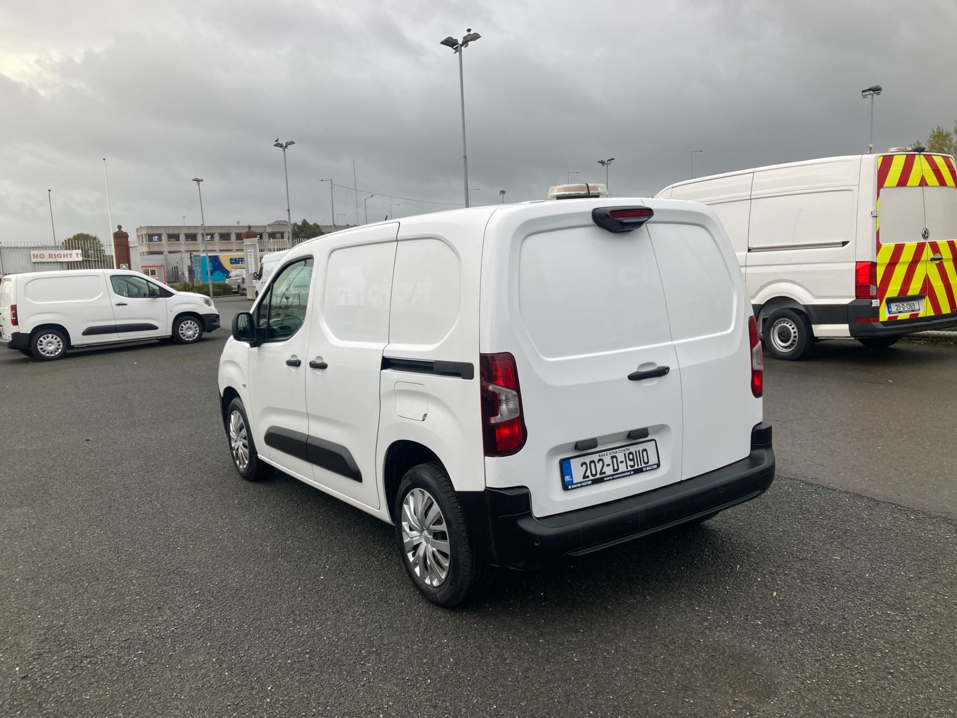 2020 Peugeot Partner Professional Plus 1.5 Blue HDI (202D19110) Image 5