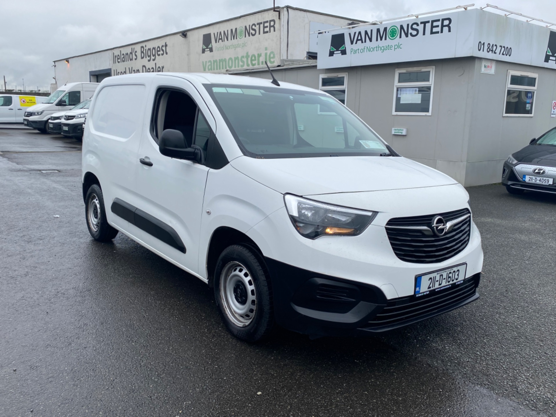 2021 Opel Combo L1h1-1.5 (75PS) Turb 5DR (211D1603)