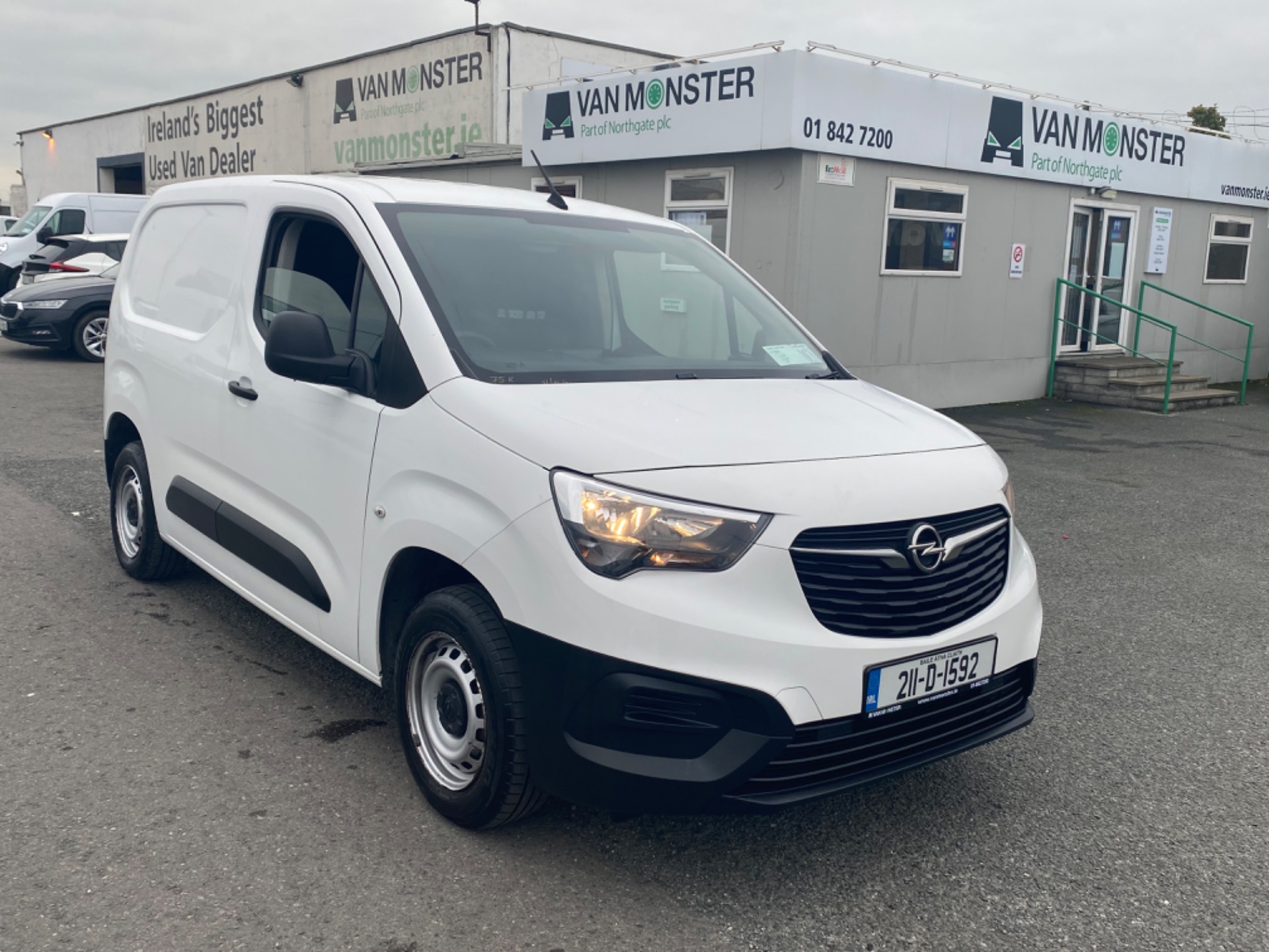 2021 Opel Combo L1h1-1.5 (75PS) Turb 5DR (211D1592)