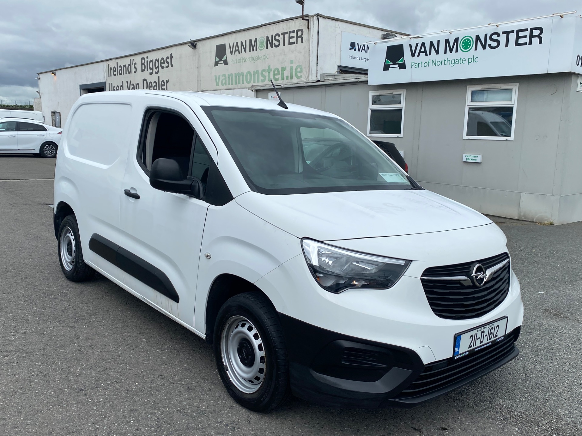 2021 Opel Combo L1h1-1.5 (75PS) Turb 5DR (211D1612)