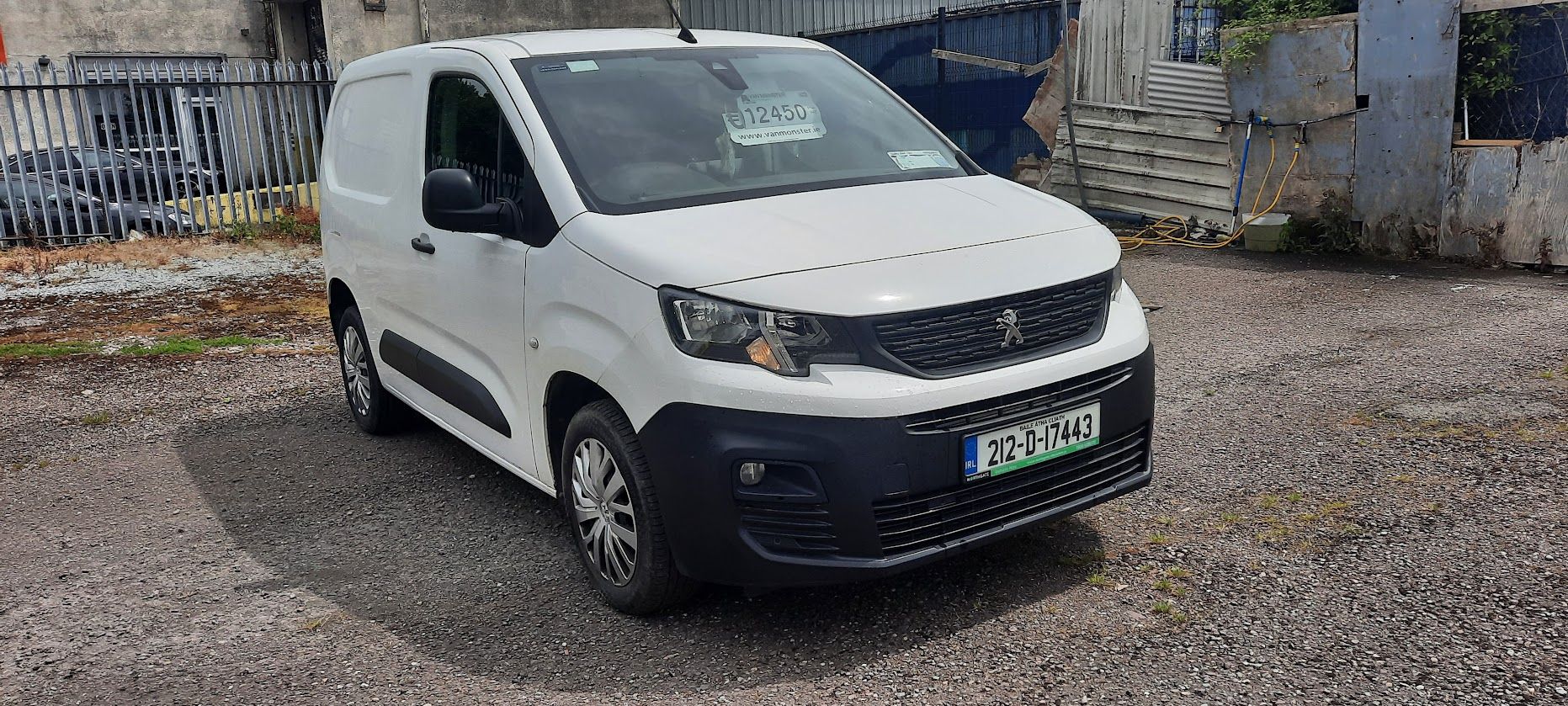 2021 Peugeot Partner Professional Plus 1.5 Blue HDI (212D17443)