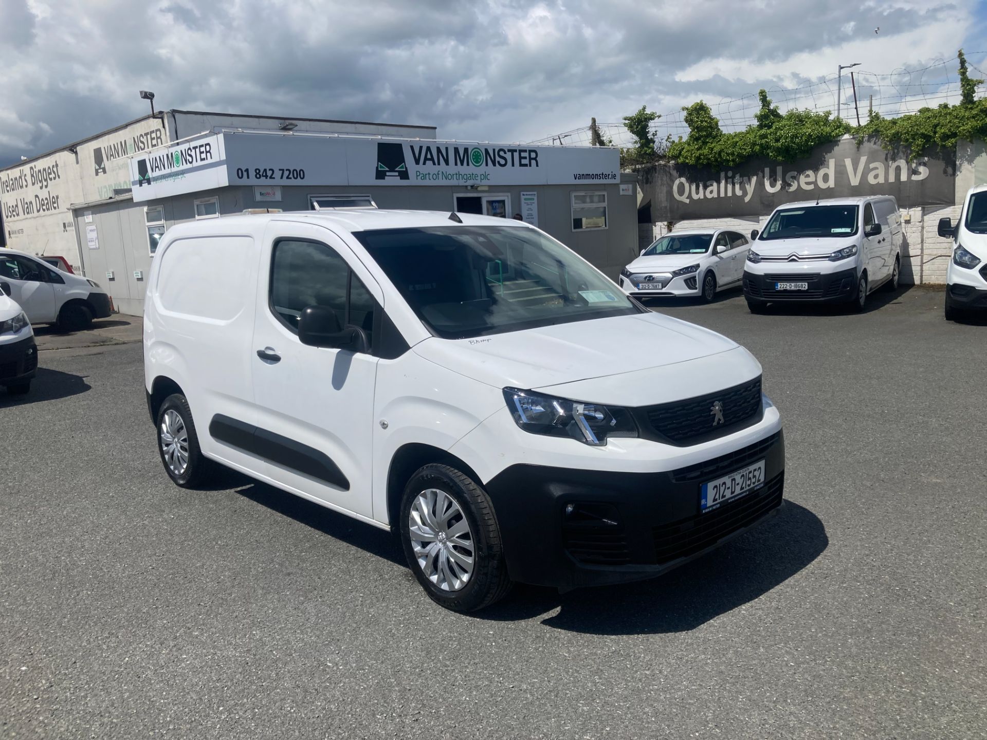 2021 Peugeot Partner Professional Plus 1.5 Blue HDI (212D21552)