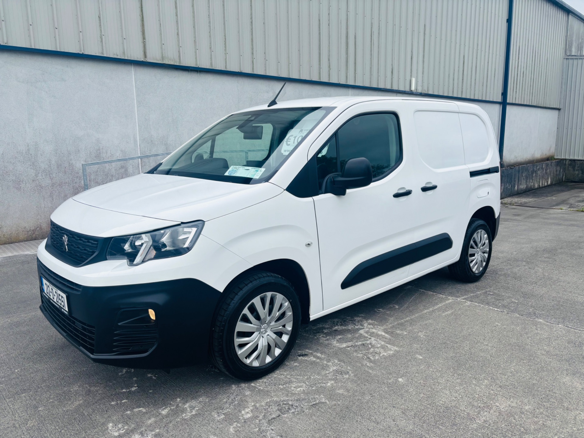 2021 Peugeot Partner Professional Plus 1.5 Blue HDI (212D21551)
