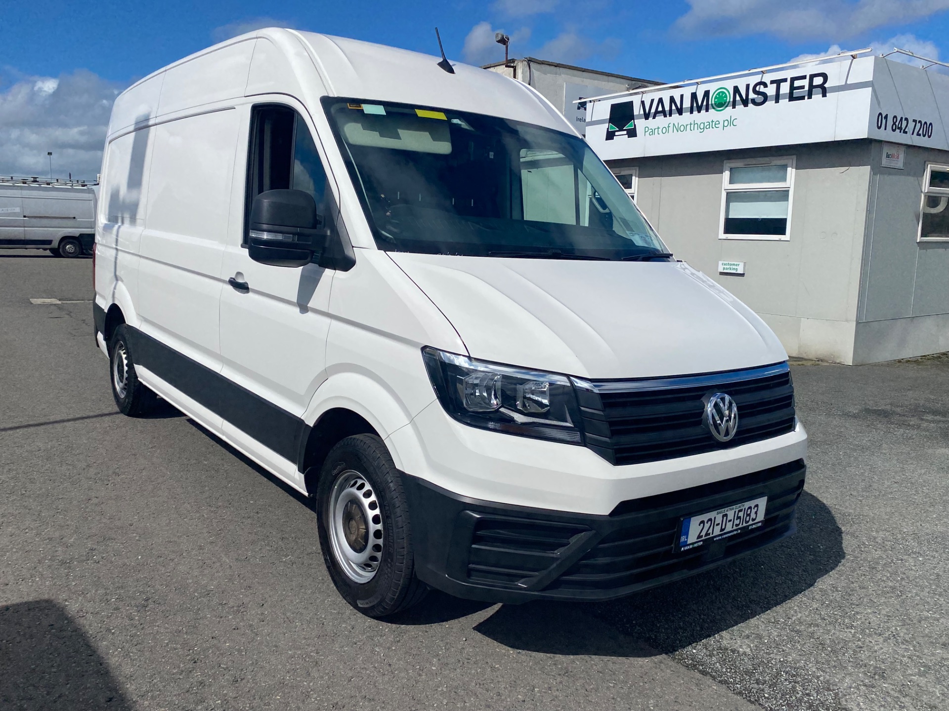 2022 Volkswagen Crafter 35 MWB 140HP M6F 5DR (221D15183)