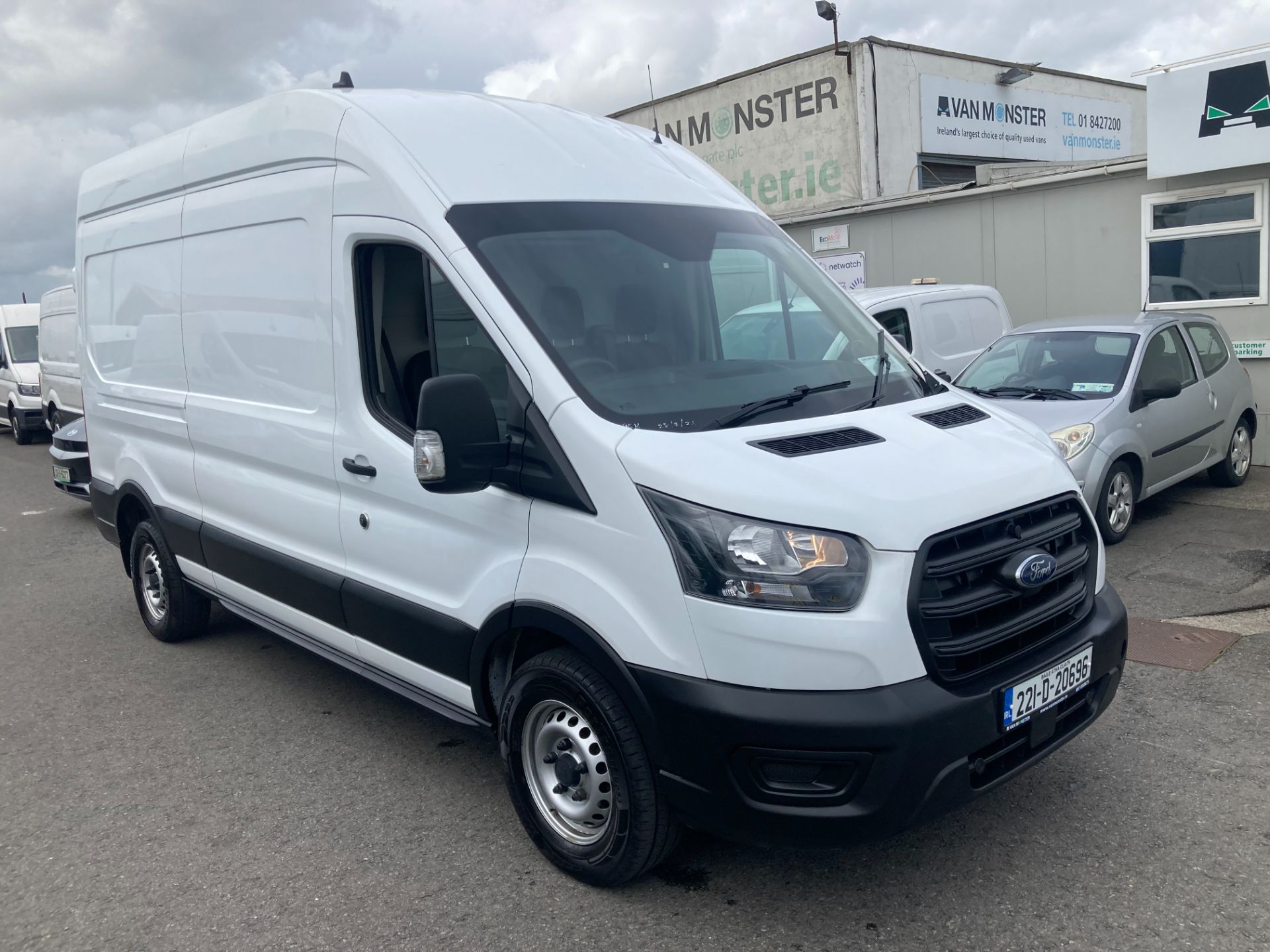 2022 Ford Transit 350L Base 2.0TD130 M6 RWD LWB (221D20696)