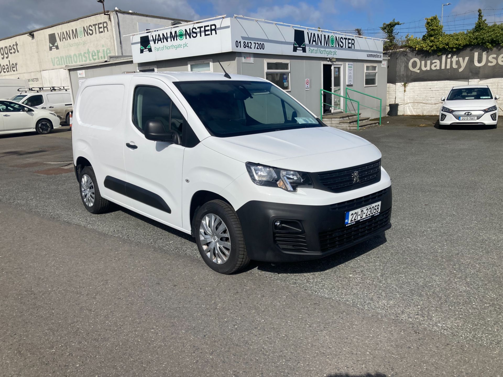 2022 Peugeot Partner Professional Plus 1.5 Blue HDI (221D23058)