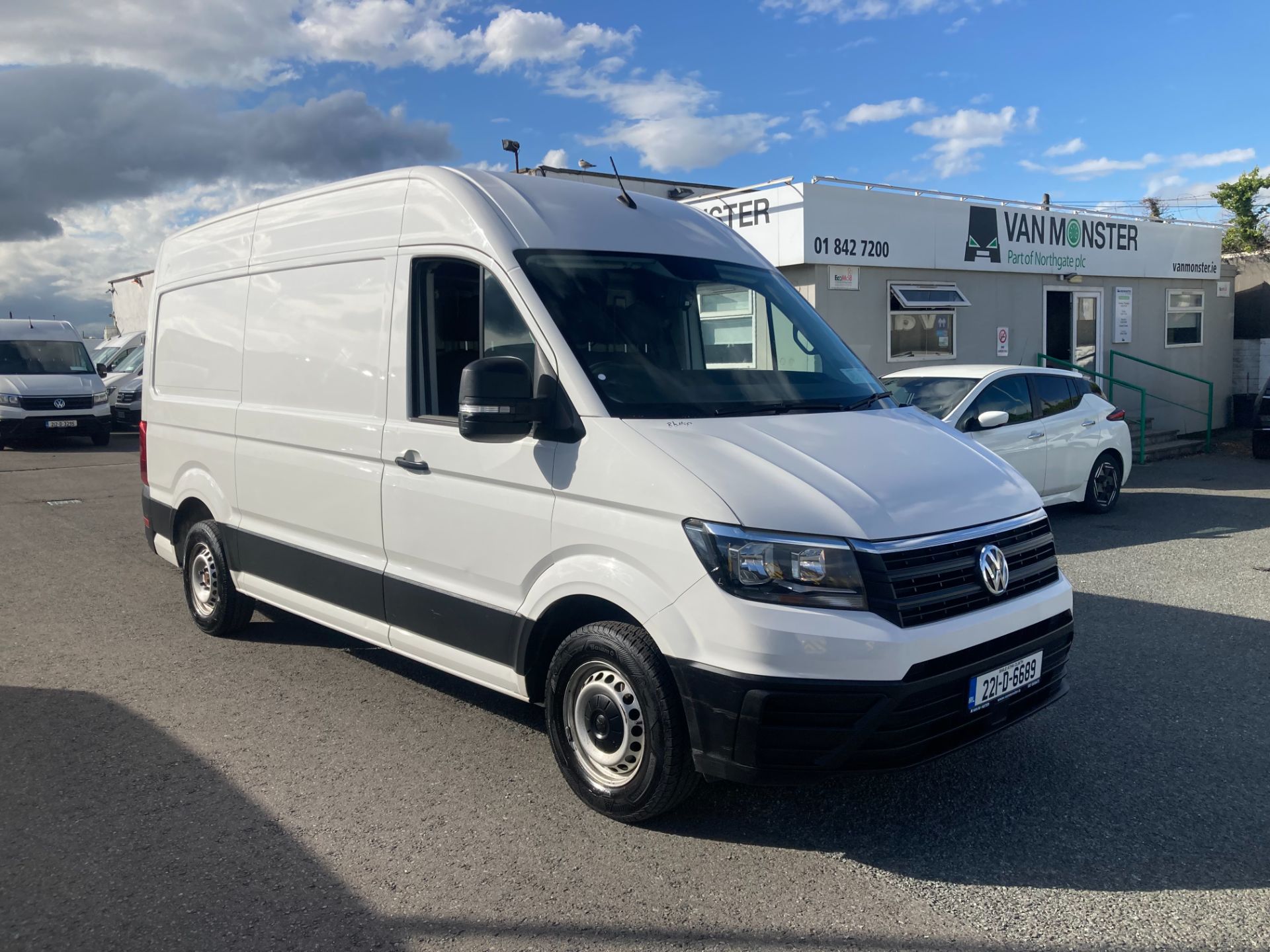 2022 Volkswagen Crafter 35 MWB 140HP M6F 5DR (221D6689)